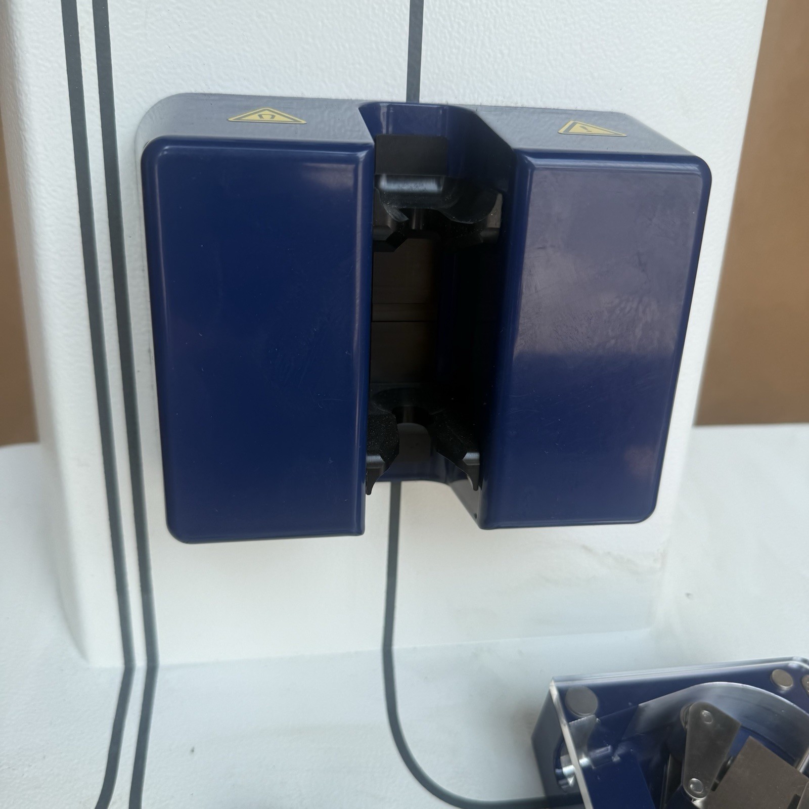 Miltenyi Biotec CliniMACS Cell Separation Instrument Used Good