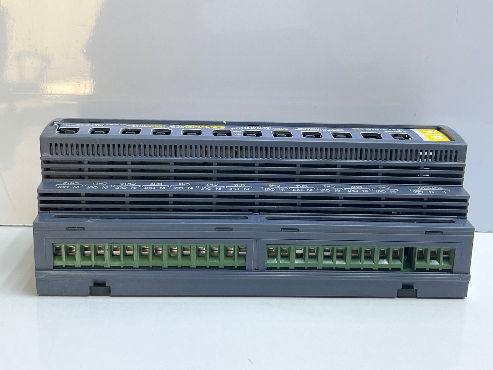 Philips Dynalite DDRC1220FR-GL Relay Controller 12 channel 120 X 20A 180A MAX