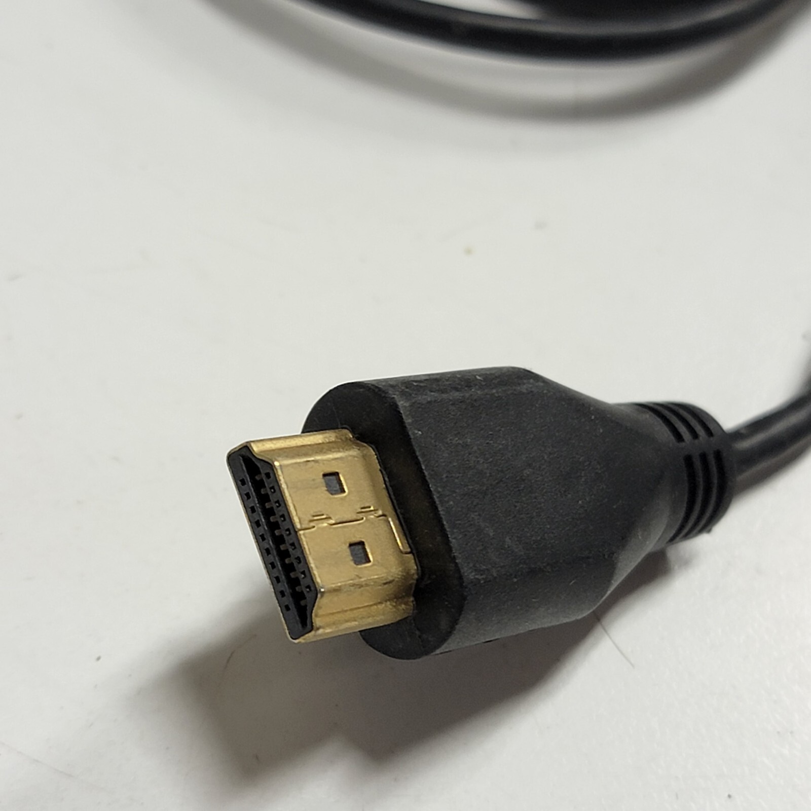 Altinex Tilt ‘N Plug Jr. Hybrid Analog and Digital Video Distribution TNP-128