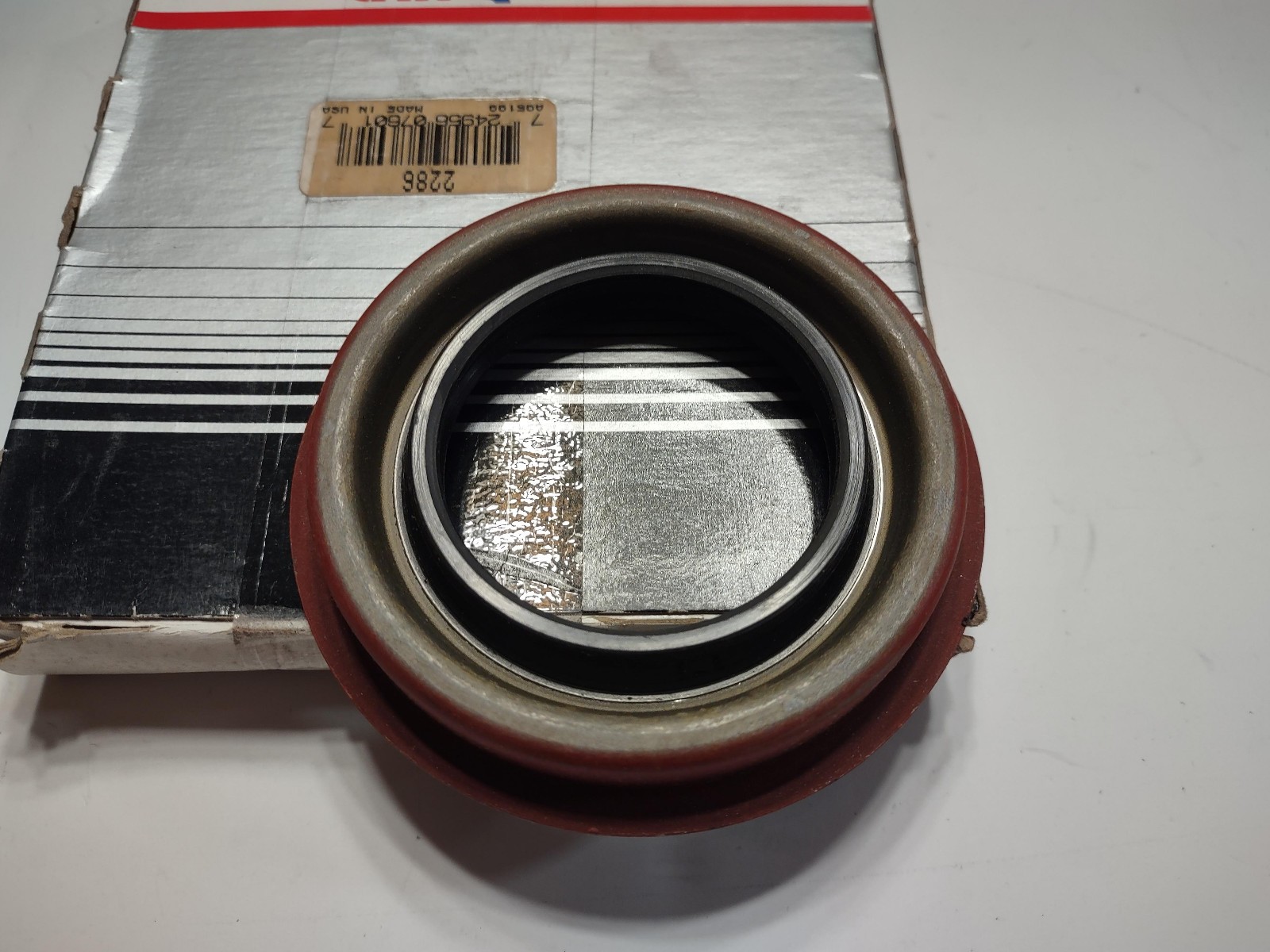 Car Quest Rear Differential Pinion Seal Chevy/GMC 2500 14 bolt 2286 NOS