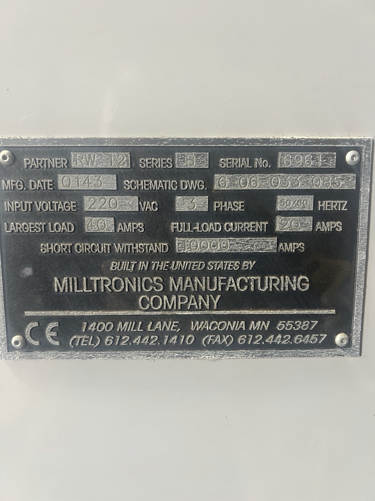 Milltronics Rw12 CNC Milling Machine Cat40 ATC Made In USA 220V 3phase