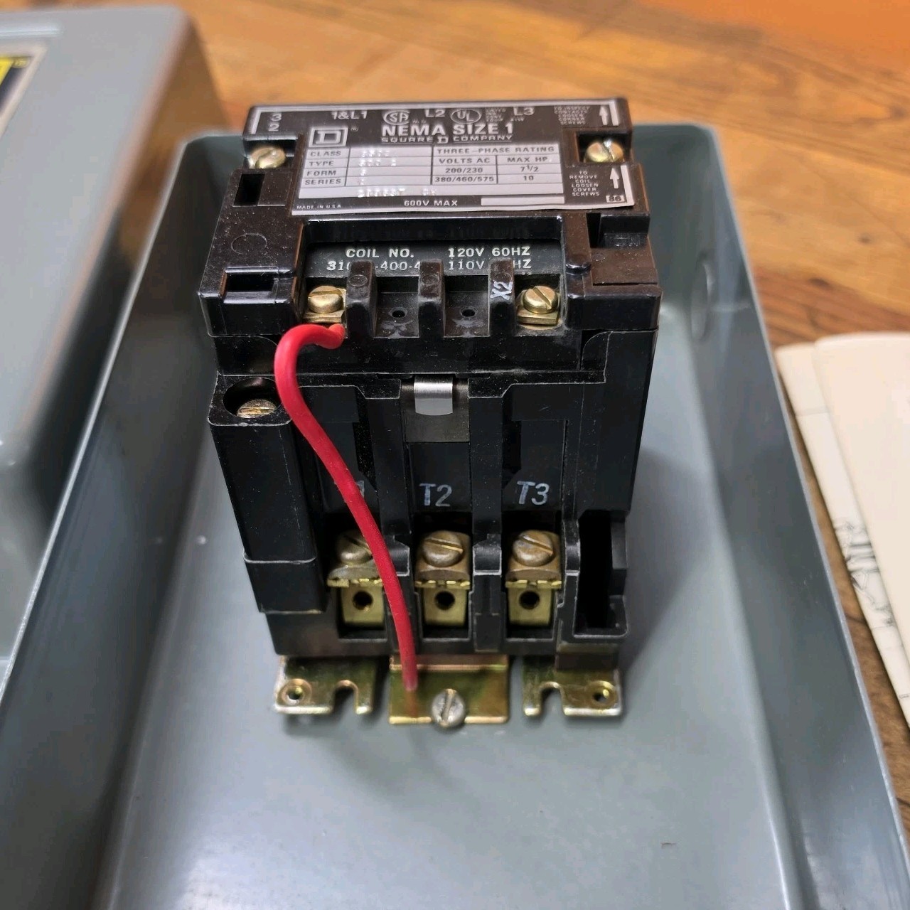 NEW Square D 8502 Motor Starter Series A Nema Size 1 120V & Steel Box SC02 ☆USA