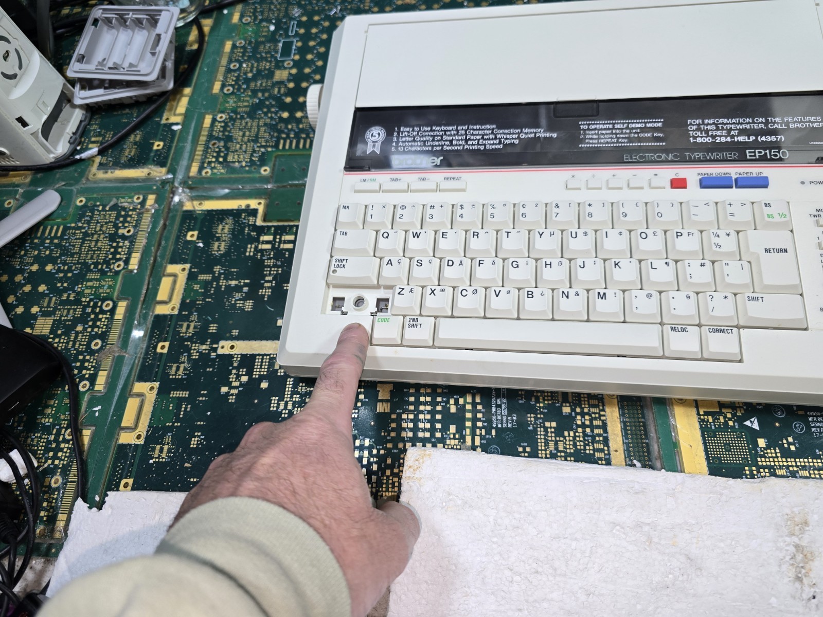 Brother EP-150 Electronic Typewriter – Battery Operated – No AC Adapter-Untested