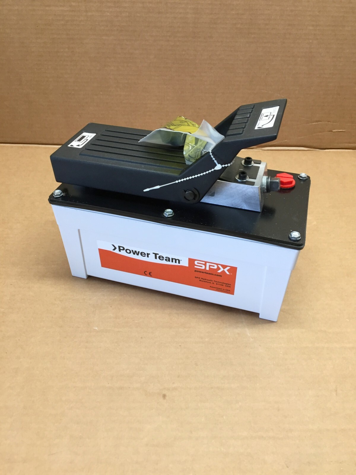POWER TEAM PA6M AIR OVER HYDRAULIC FOOT PEDAL PUMP ALUMINUM RESERVOIR OEM PUMP