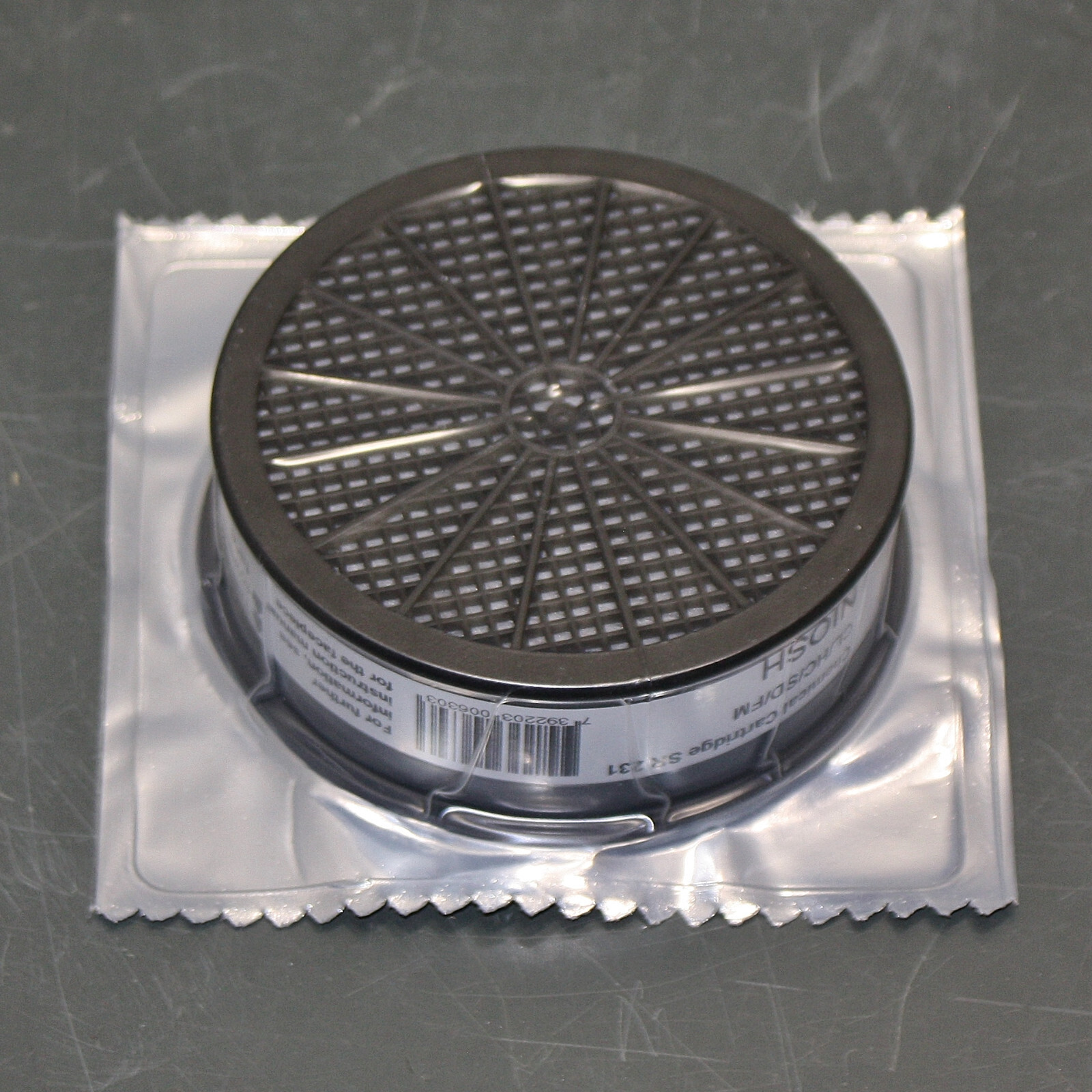 (11) Sundstrom Respirator Filter Cartridge SR 231, CL FM HC, EXP 01/2023