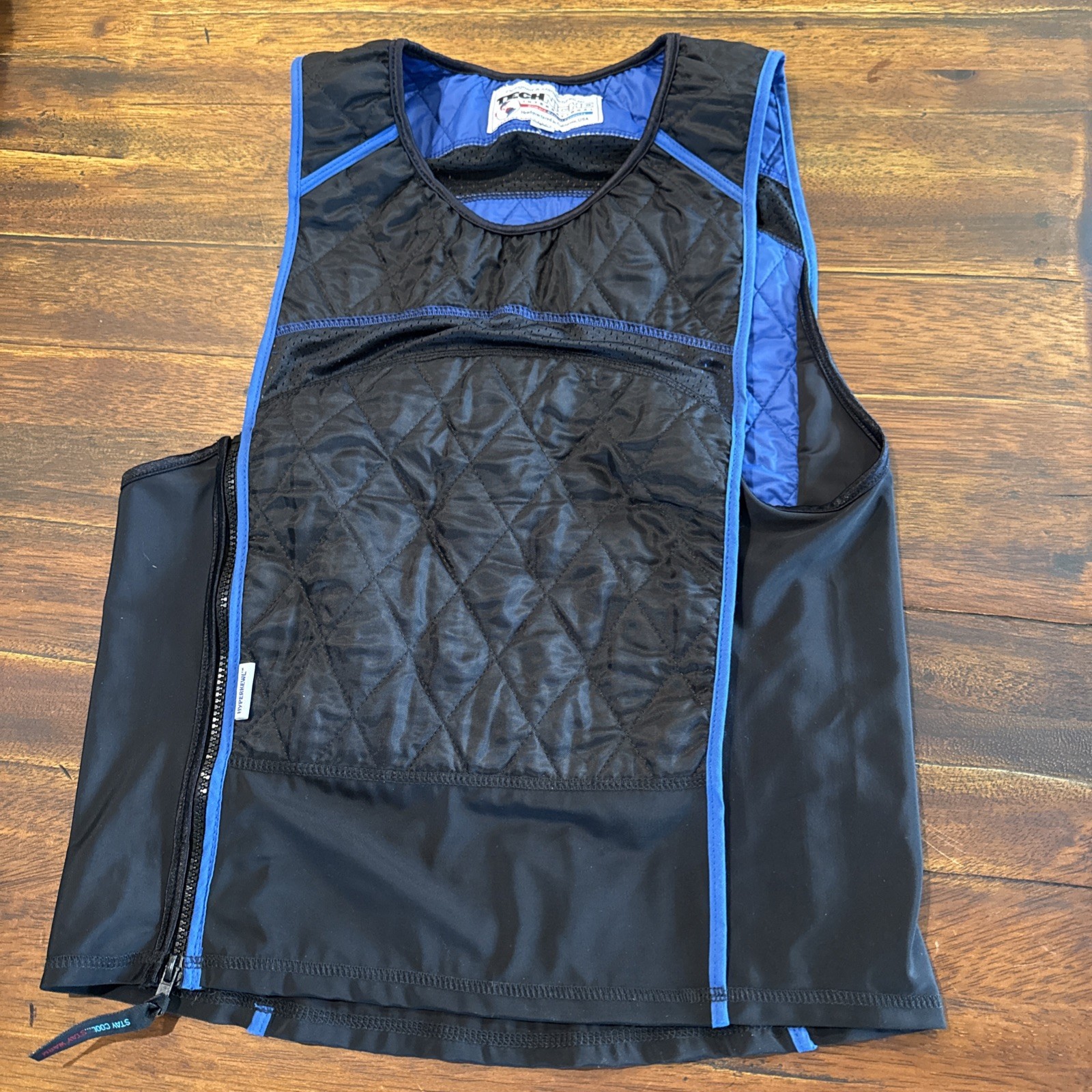 Techniche International Hyperkewl Cooling Vest Size Small Black W Blue Interior