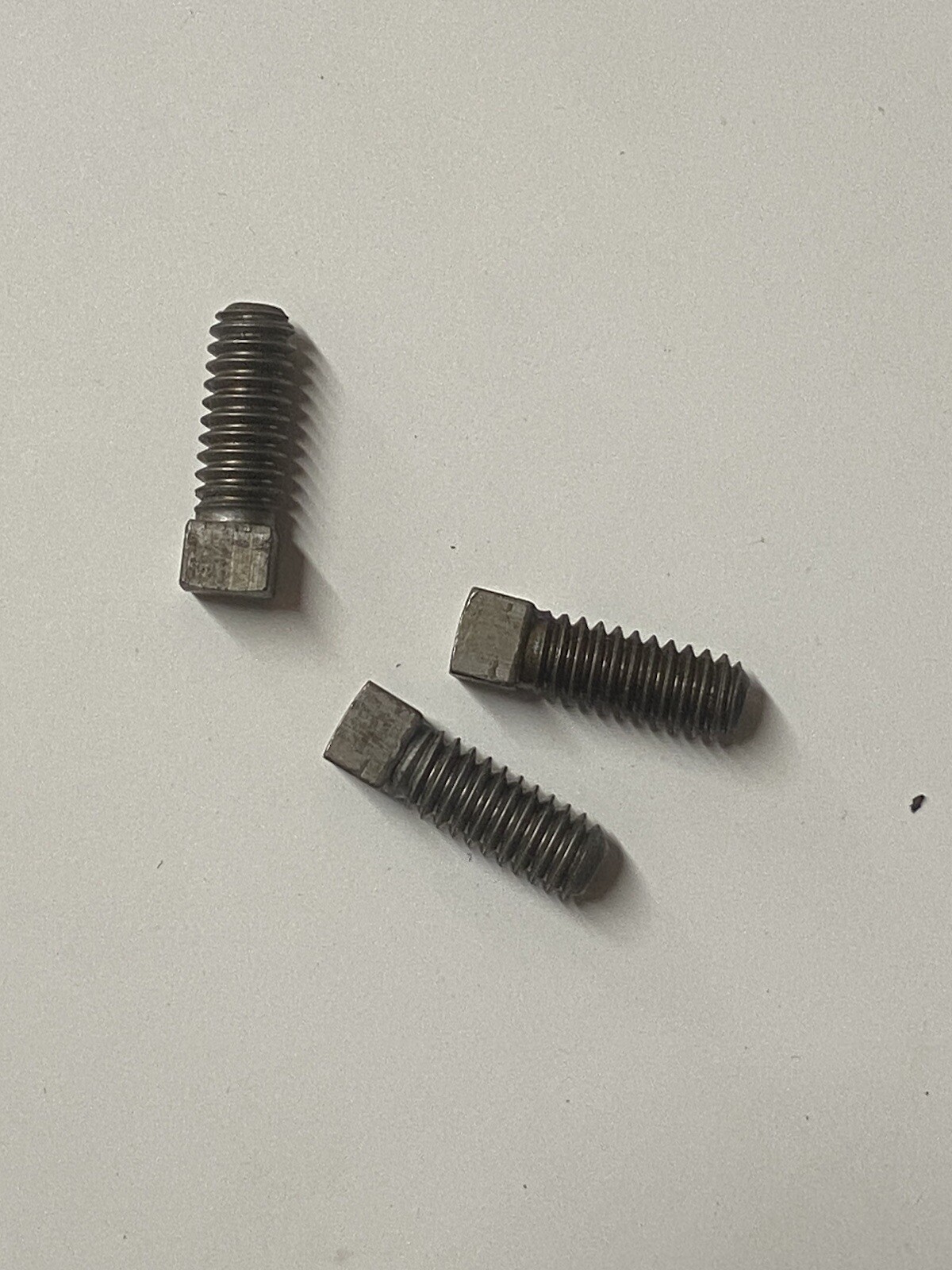 (25) 1/4-20 X 7/8 Square Head Set Screw Case Hardened 1/4×7/8