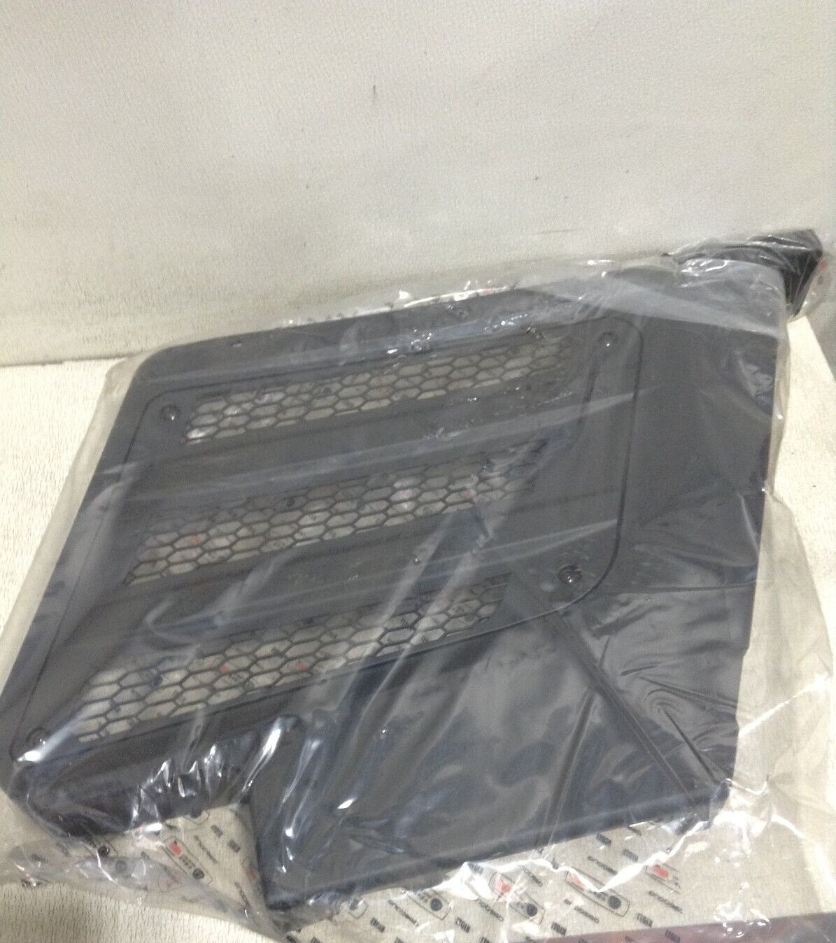 Daedong Kioti U3215-92352 Fender U321592352 U3215 New (TSC)