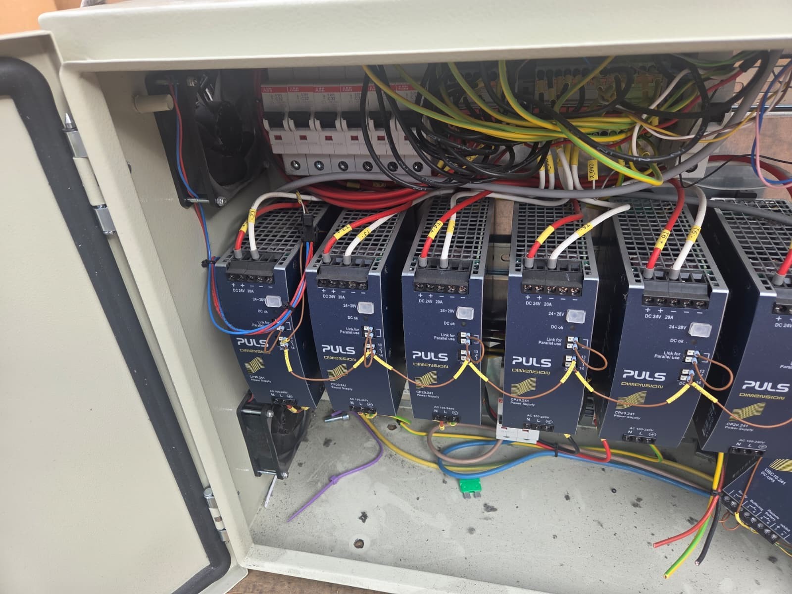PULS CP20.241 24V 20A 480W DIN Rail Power Supply PLC Industrial Automation