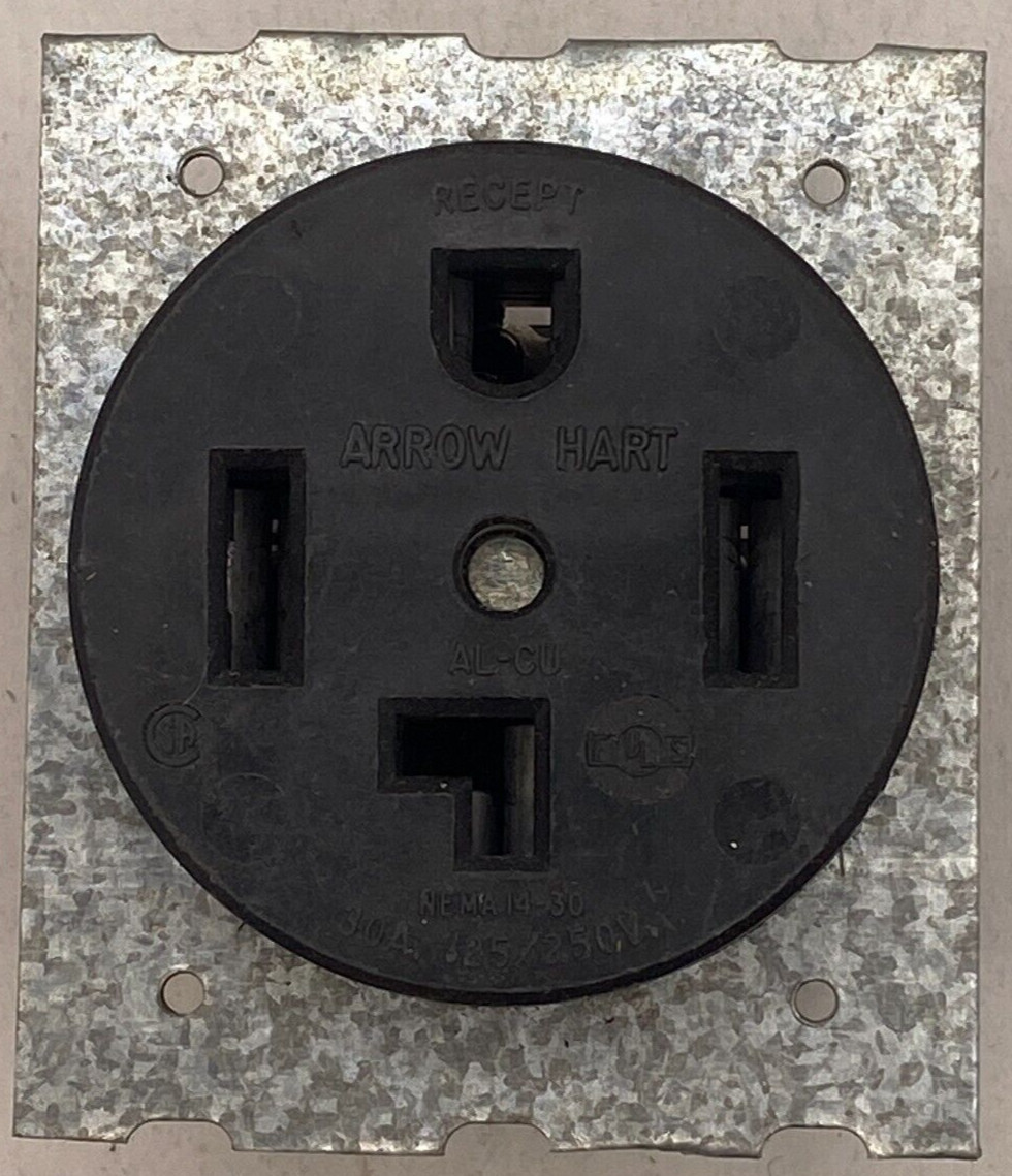 COOPER 30A-125/250V 3-P,4-WIRE GROUNGING AL/CU,UP TO 75 C NEMA 14-30R🔔