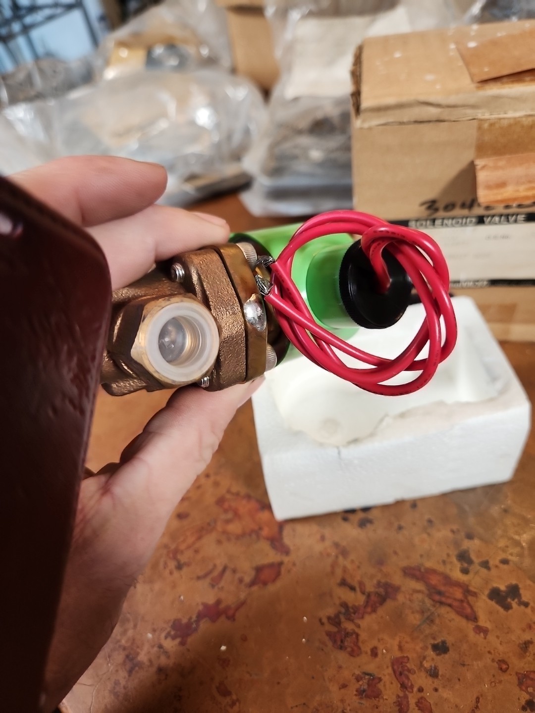 Saginomiya Refrigerant Solenoid REV-1003GFX M.P. 30KGF/CM2
