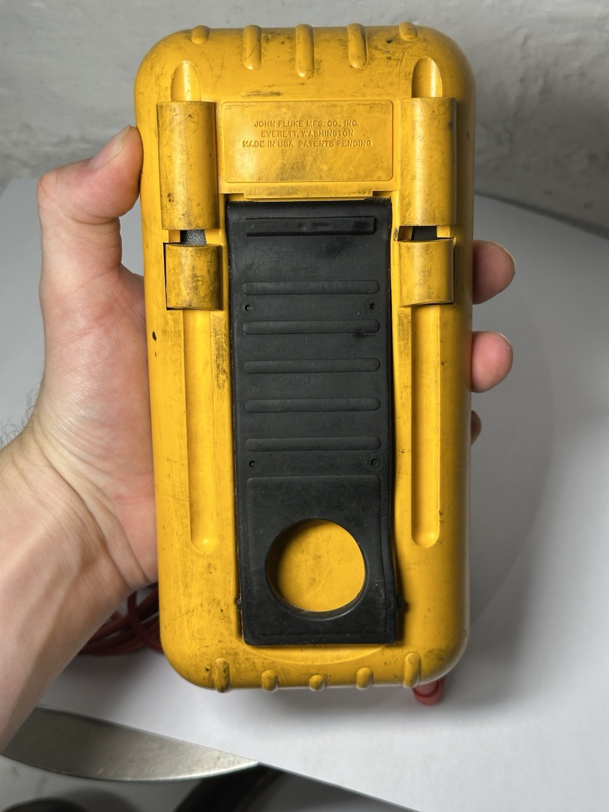 FLUKE 88 Automotive Voltmeter Electrical Meter Auto Tool Used Working