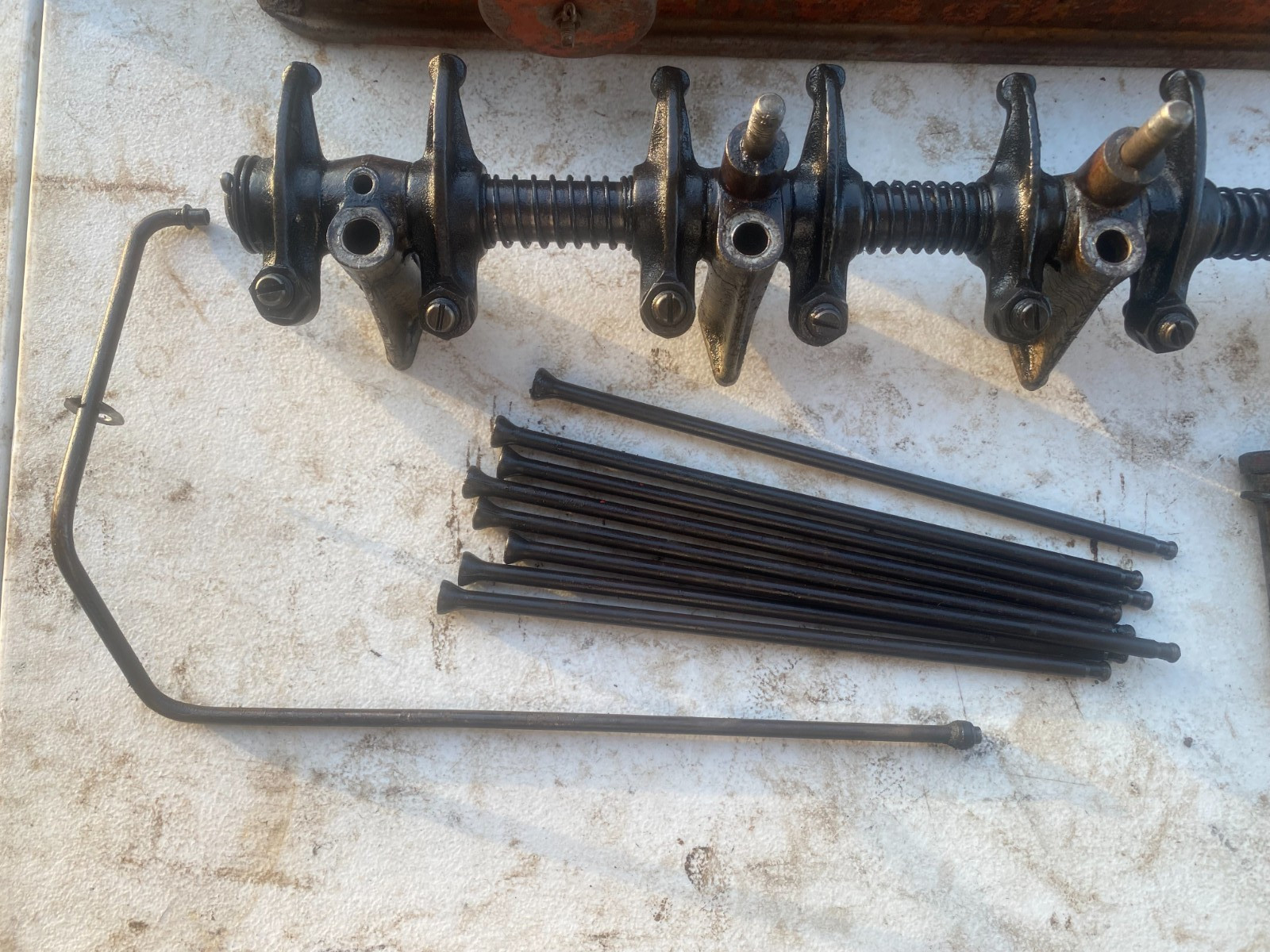 Ford Tractor 600-800 Engine Rocker Arm Assembly W/Push Rods & Cover -Oil Lines