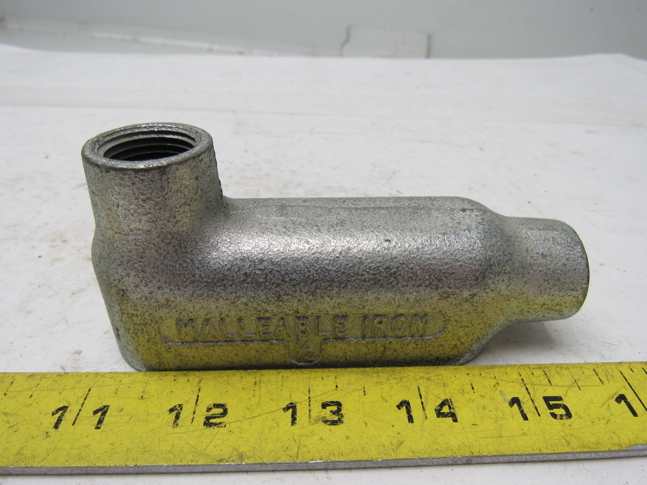 Gedney LB-50 Cast Malleable Iron Threaded Conduit Body Lot Of 6