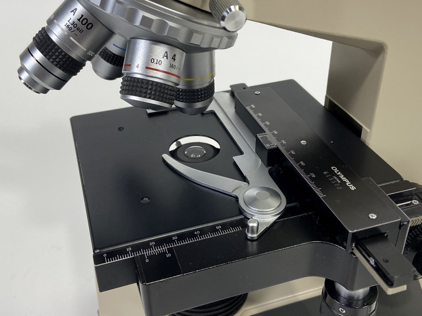 Olympus CHT CH-2 Binocular Laboratory Microscope 4X 10X 40X 100X 14