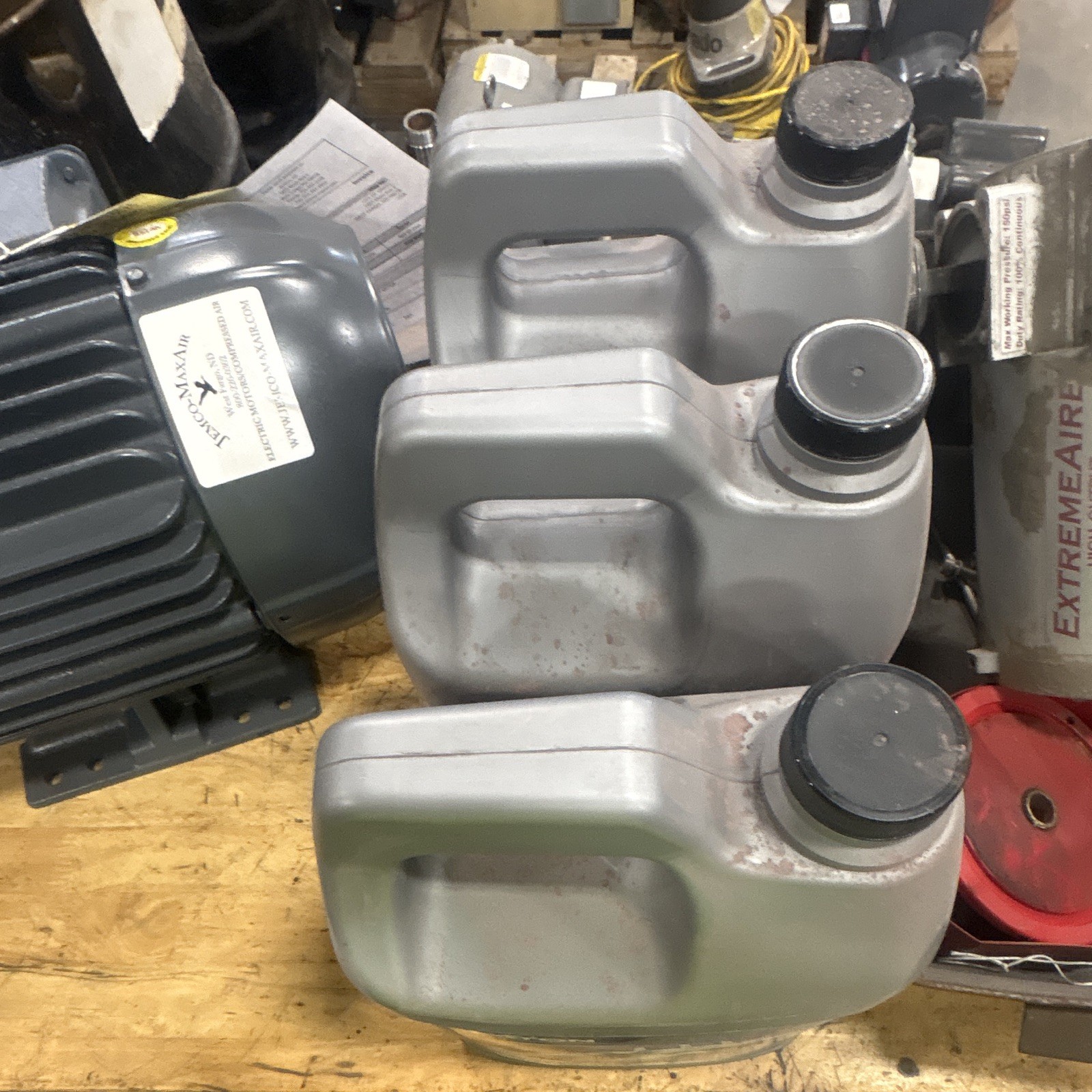 Eaton OIL003 Compressor Lubricant Pao Synthetic Base, ISO 46, 1-Gal Jug