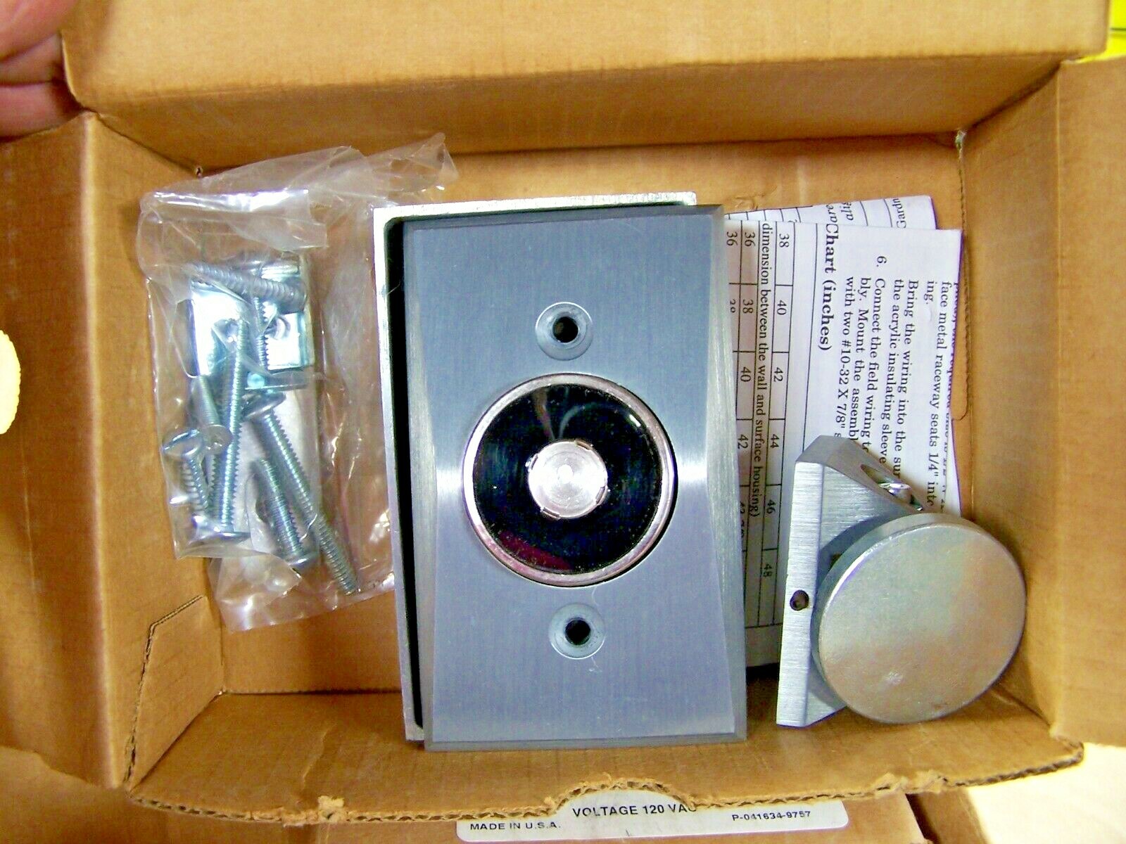 NEW SIMPLEX ELECTROMAGNETIC DOOR HOLDER SURFACE WALL MOUNTED 120 VAC 2088-9583