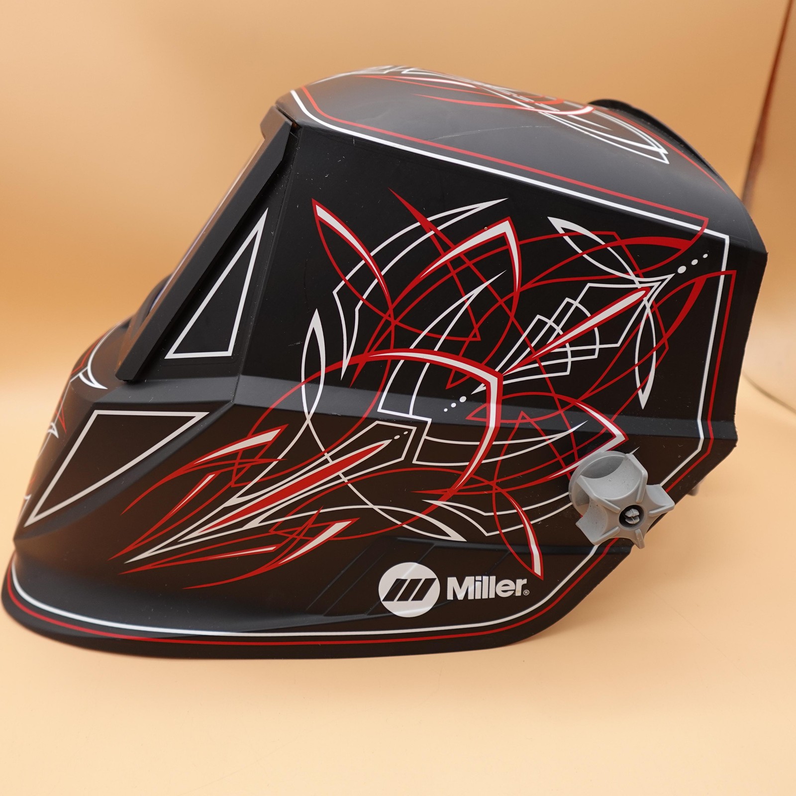 Miller Classic Series VS Auto Darkening Welding Helmet Digital Black Red Graphic
