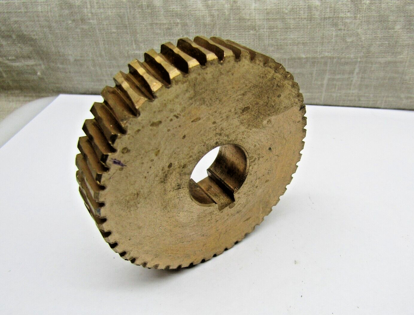 Brass Worm Gear 45 Teeth 2.77″ OD, 20mm Keyed Bore, 16mm Face See Photos