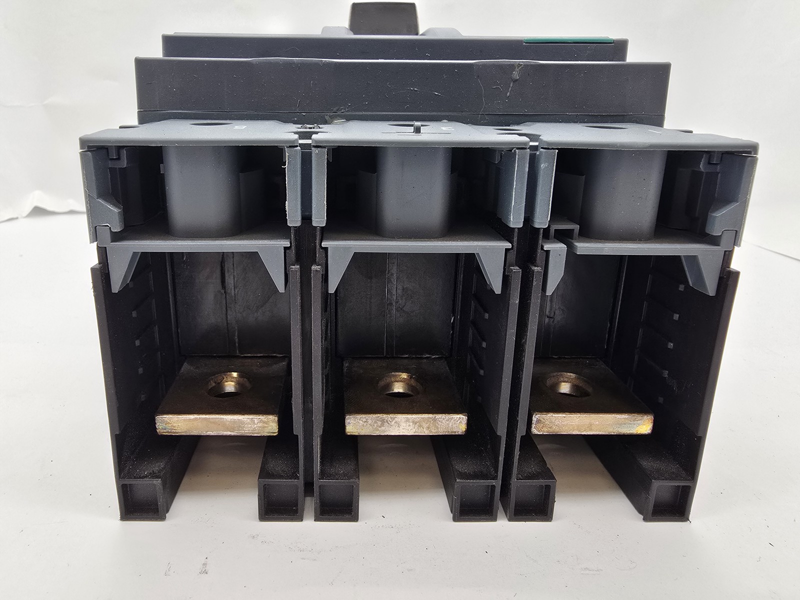 Siemens 3VA5340-5EC31-0AA0 Bolt On Circuit Breaker 400A 600VAC Max 3P 50/60Hz