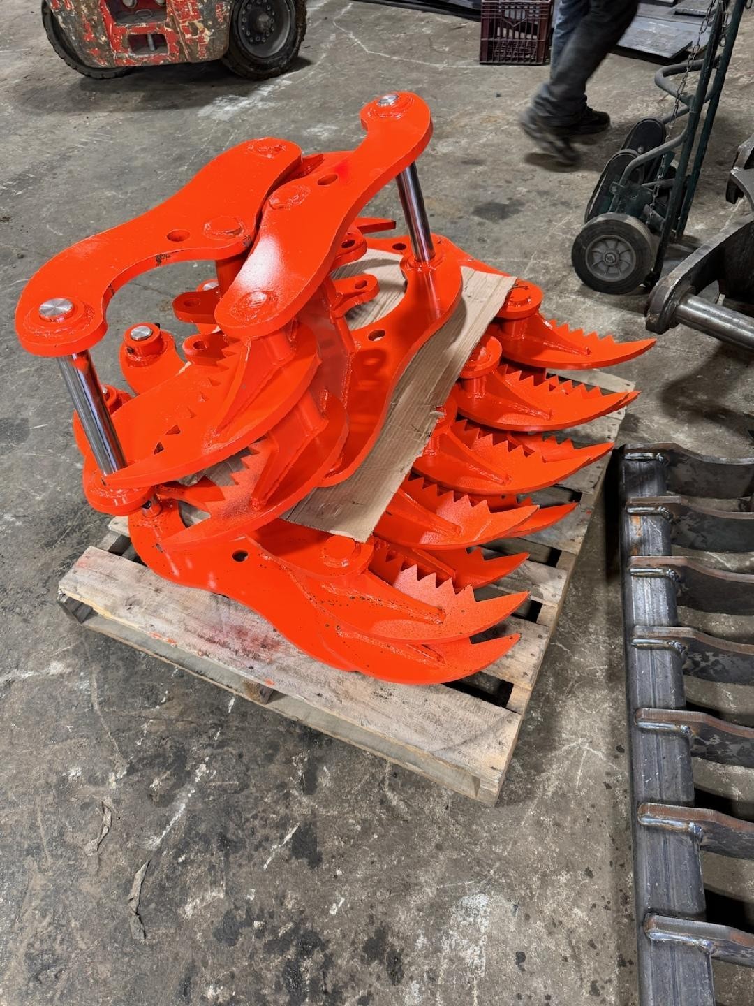 kubota kx057 and u55 hydraulic thumb kit
