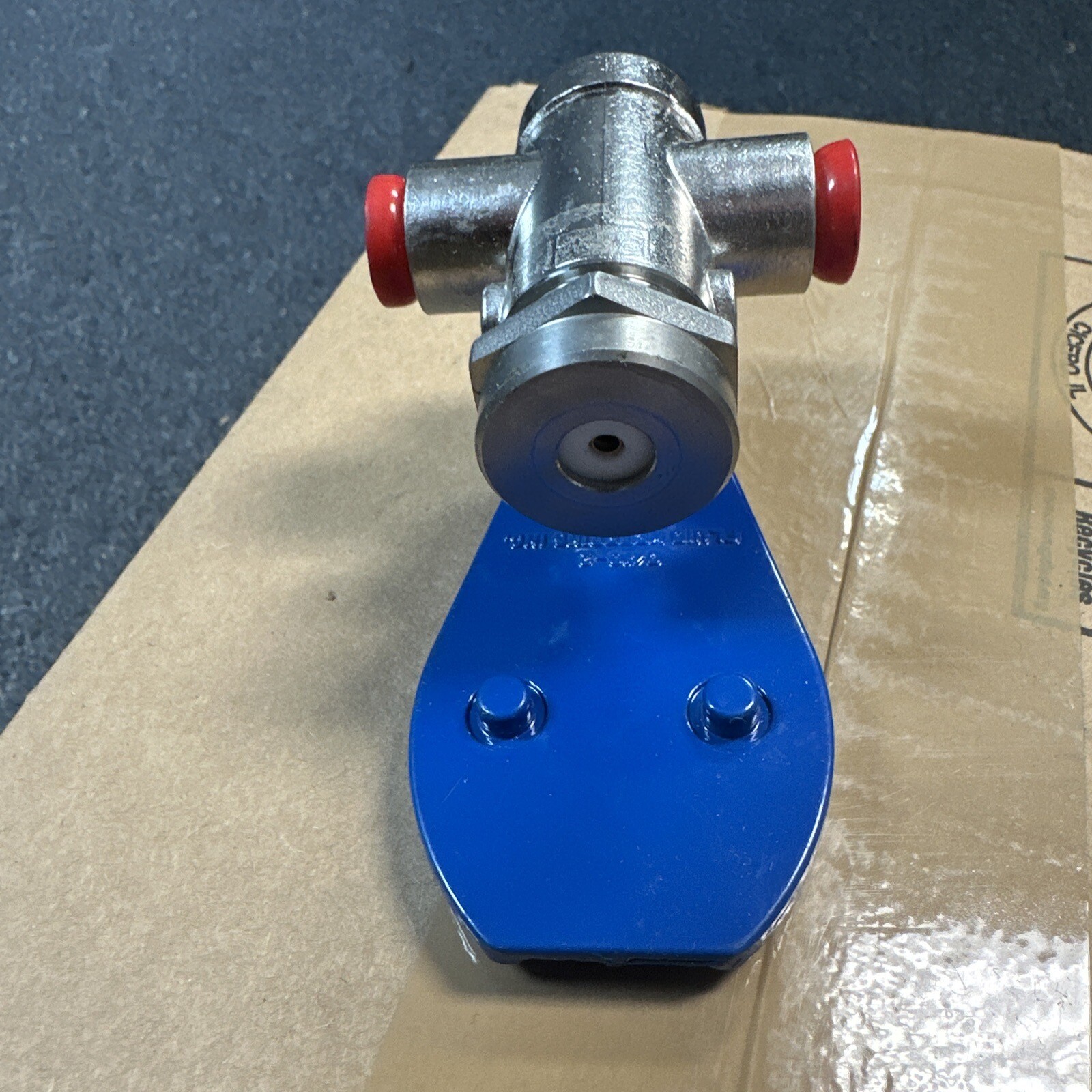 FMI Q410-2 Carrier for Q Pump Head