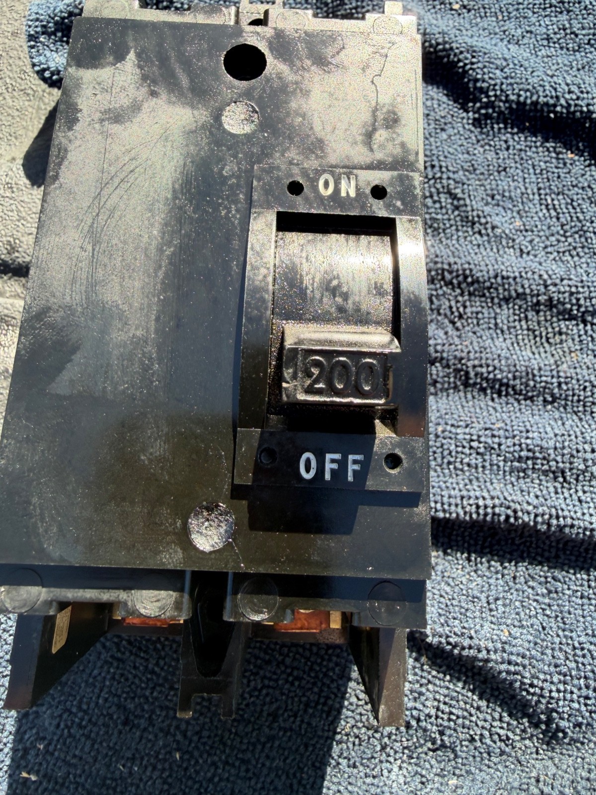 Square D Q2M2200MT 240V Circuit Breaker