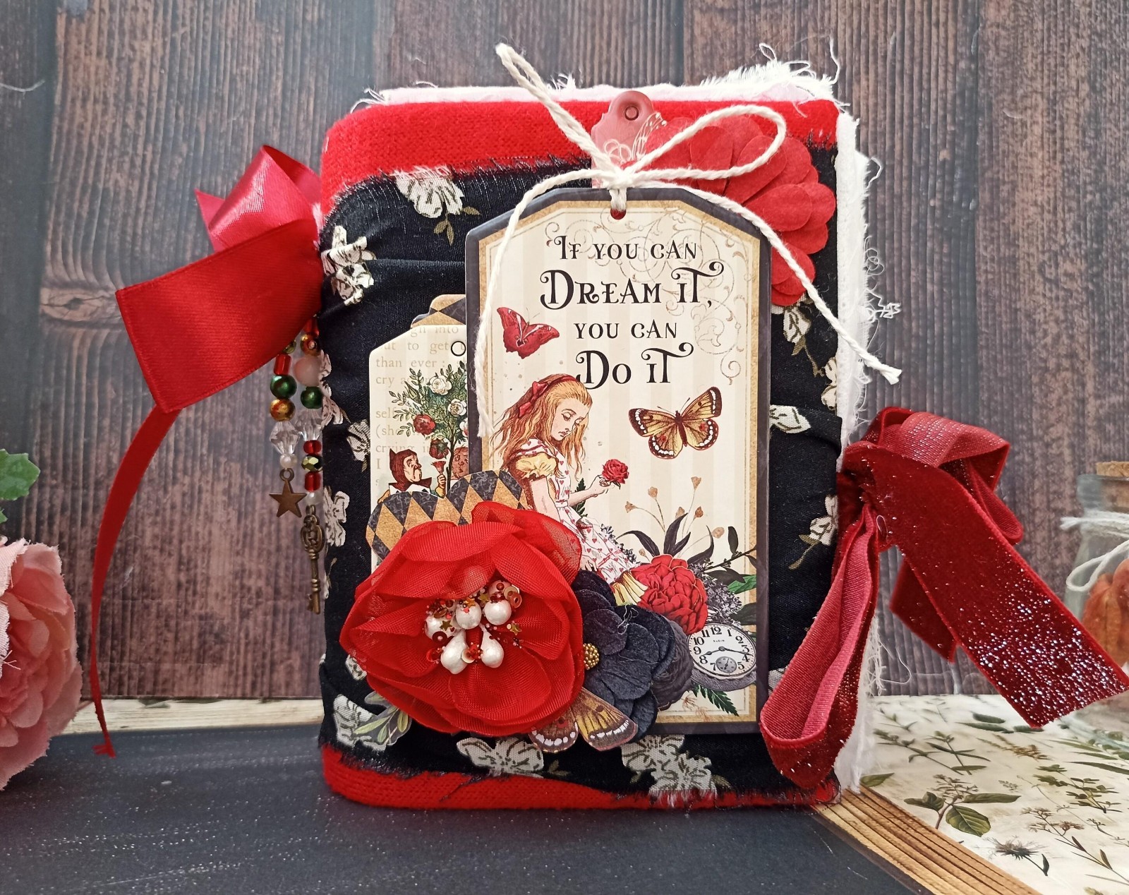 Junk journal handmade Alice in Wonderland Adventure notebook 6×5 in 200 pgs