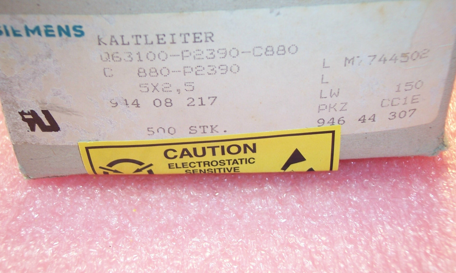 QTY (20) 70 Ohm RADIAL PTC THERMISTORS TYPE C880 Q63100-P2390-C880 SIEMENS