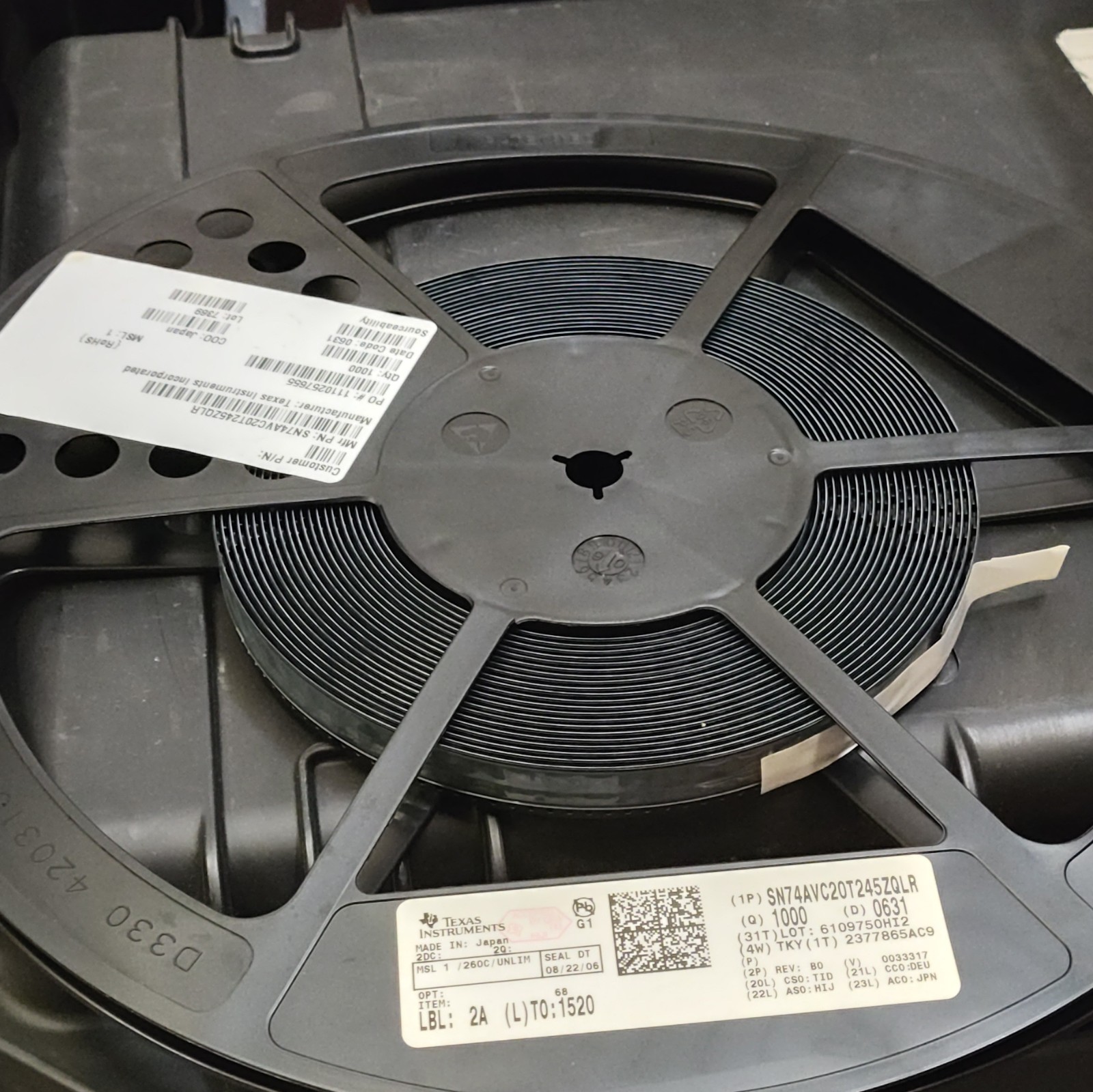 Texas Instruments SN74AVC20T245ZQLR Electronic Component Tape & Reel