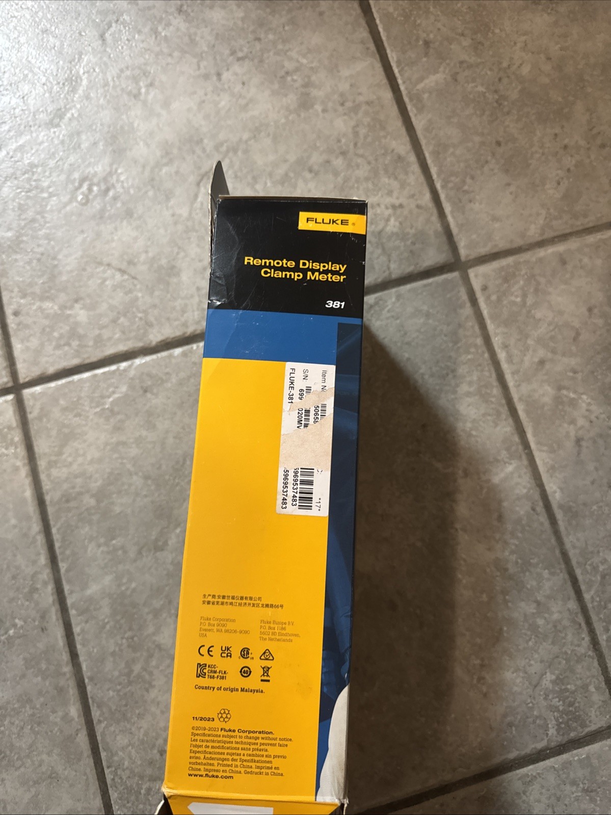 Fluke 381 Remote Display True RMS AC/DC Clamp Meter