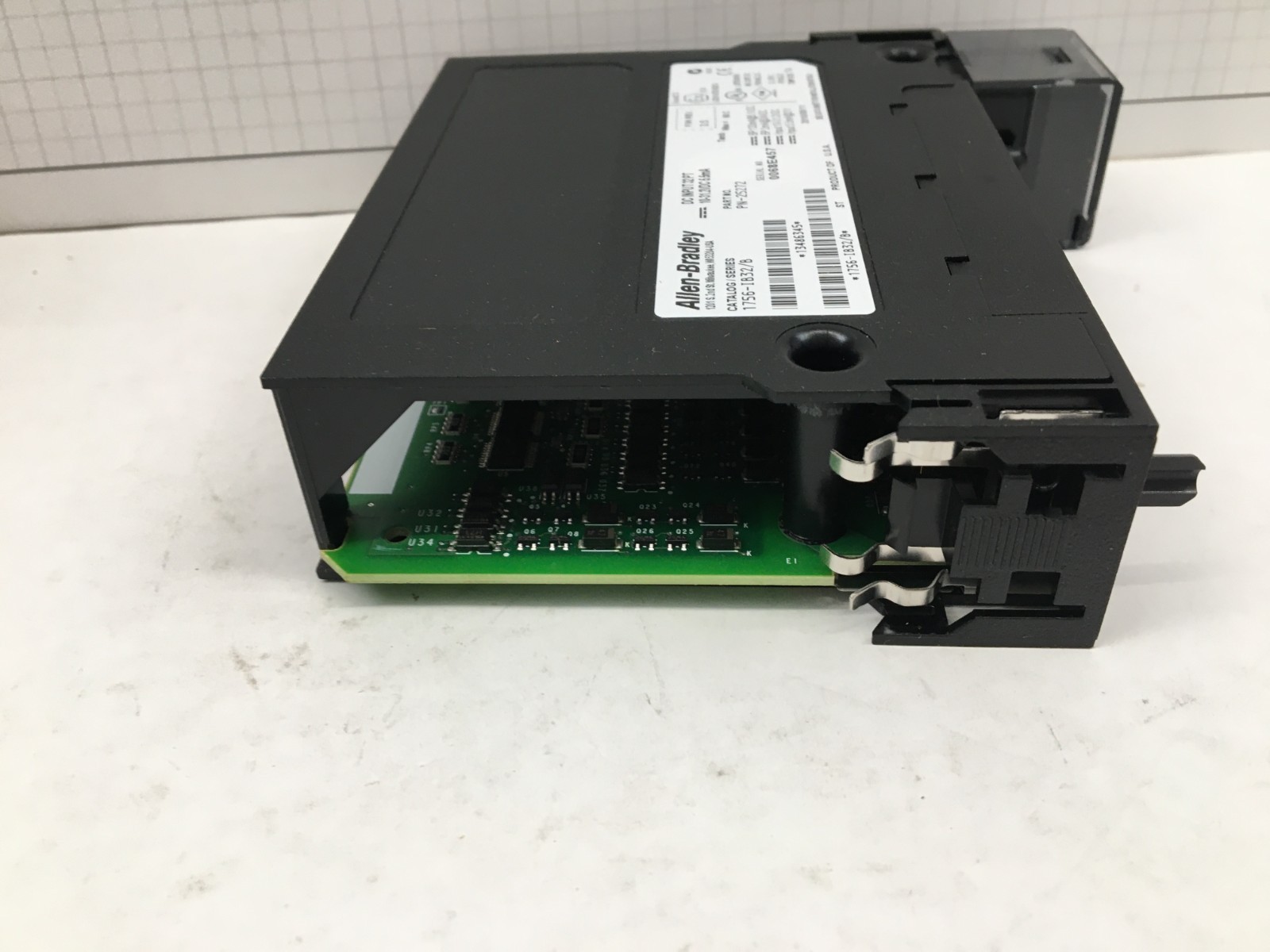 1756-IB32 ALLEN BRADLEY INPUT MODULE Ser A, NEW Texas, No Ter Block