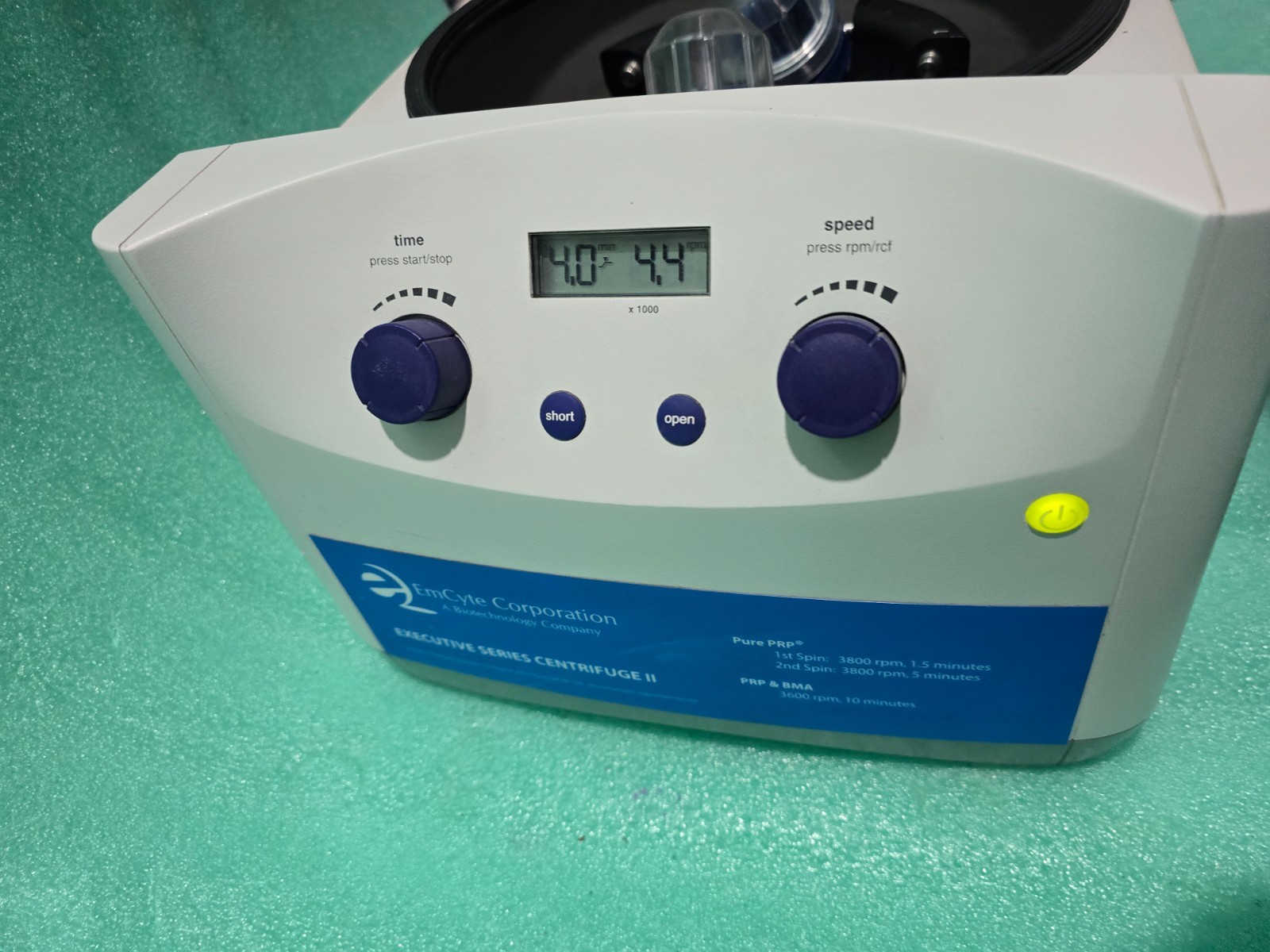 EmCyte PRP Laboratory Centrifuge Executive Series II 240V