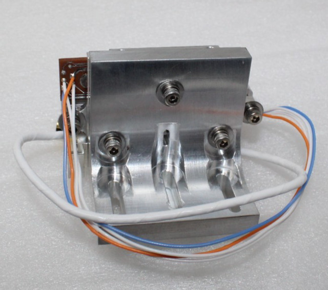 Lightwave Electronics Q-Switch Laser Module with TEC for YAG 1064nm 532nm Laser2