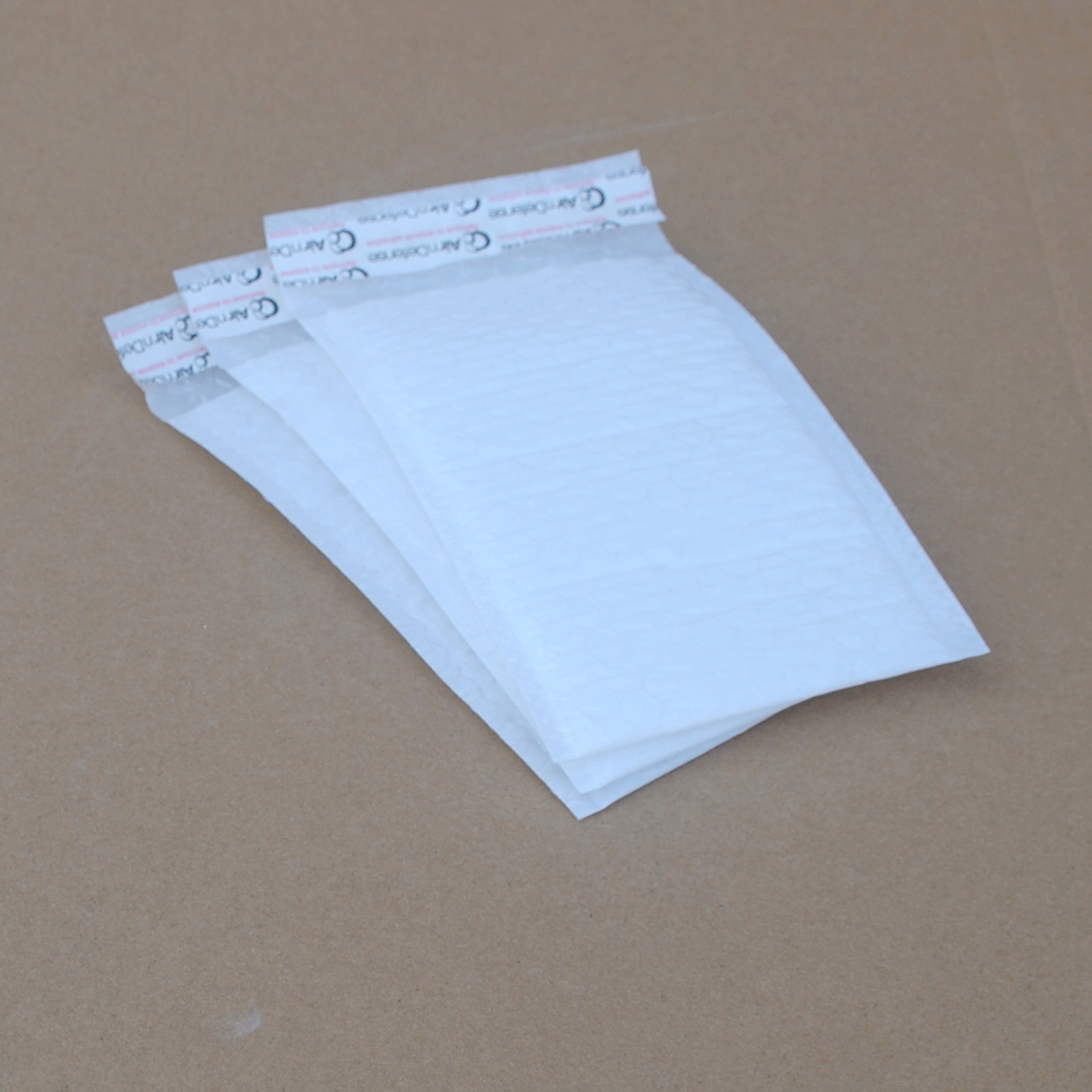 AirnDefense 200 #5 10.5X16″ White Shipping Poly Bubble Mailers Padded Envelope