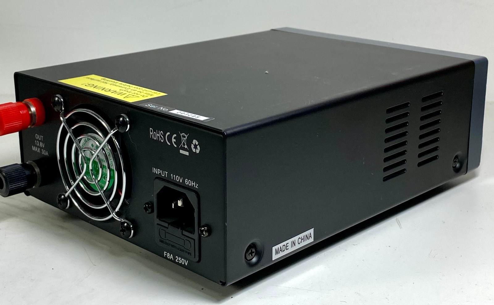QJE PS30SWIV 13.8V 30A Adjustable DC Linear Power Supply From Ham Station