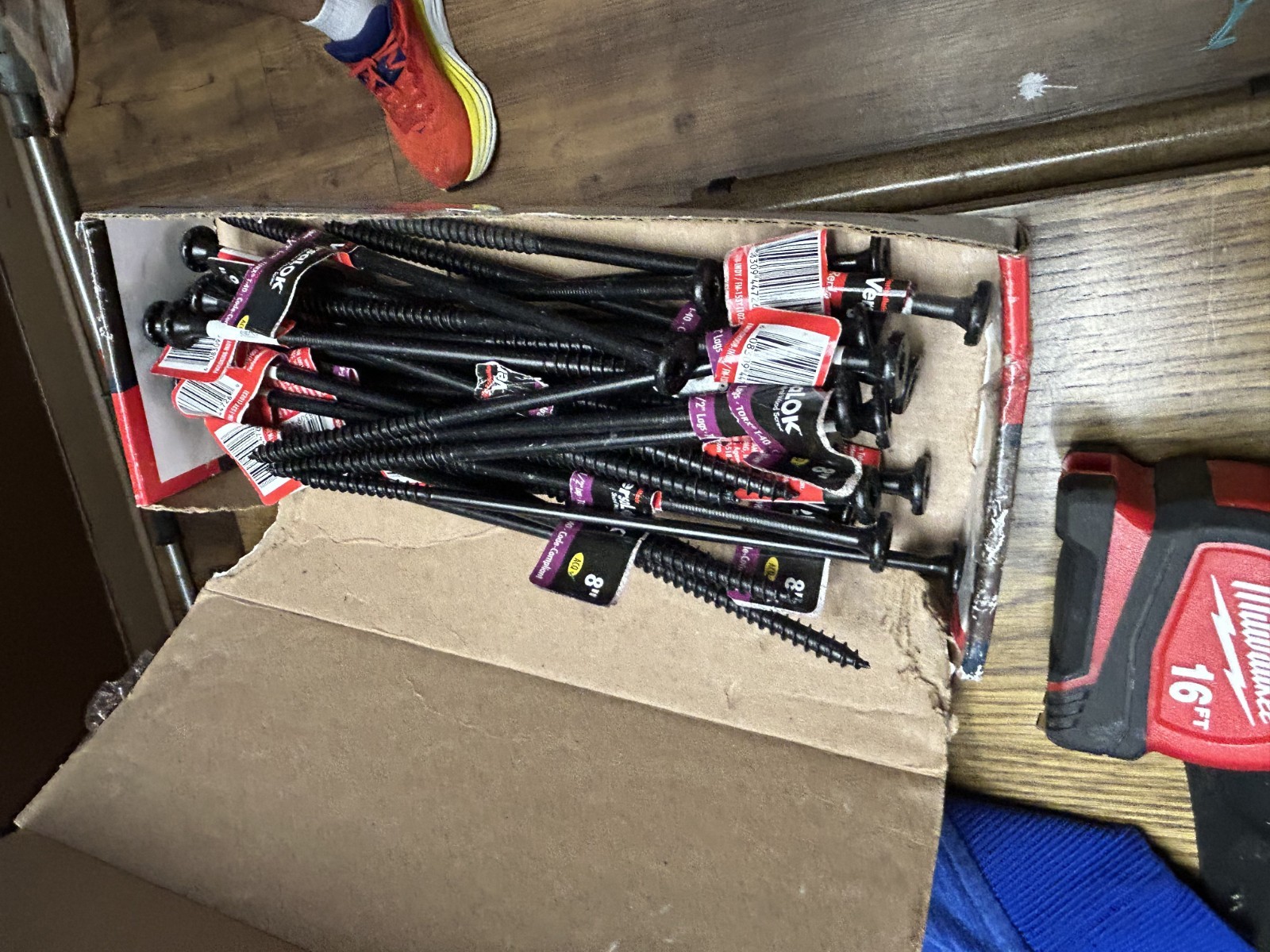 fastenmaster versa LOK 8″ lag screws 30 count