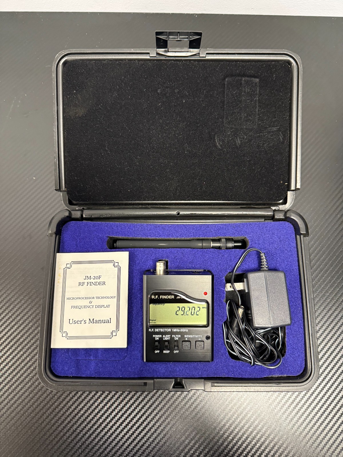 R.F. FINDER JM-20F RF Detector 1 MHz – 3 GHz Communication Test Set