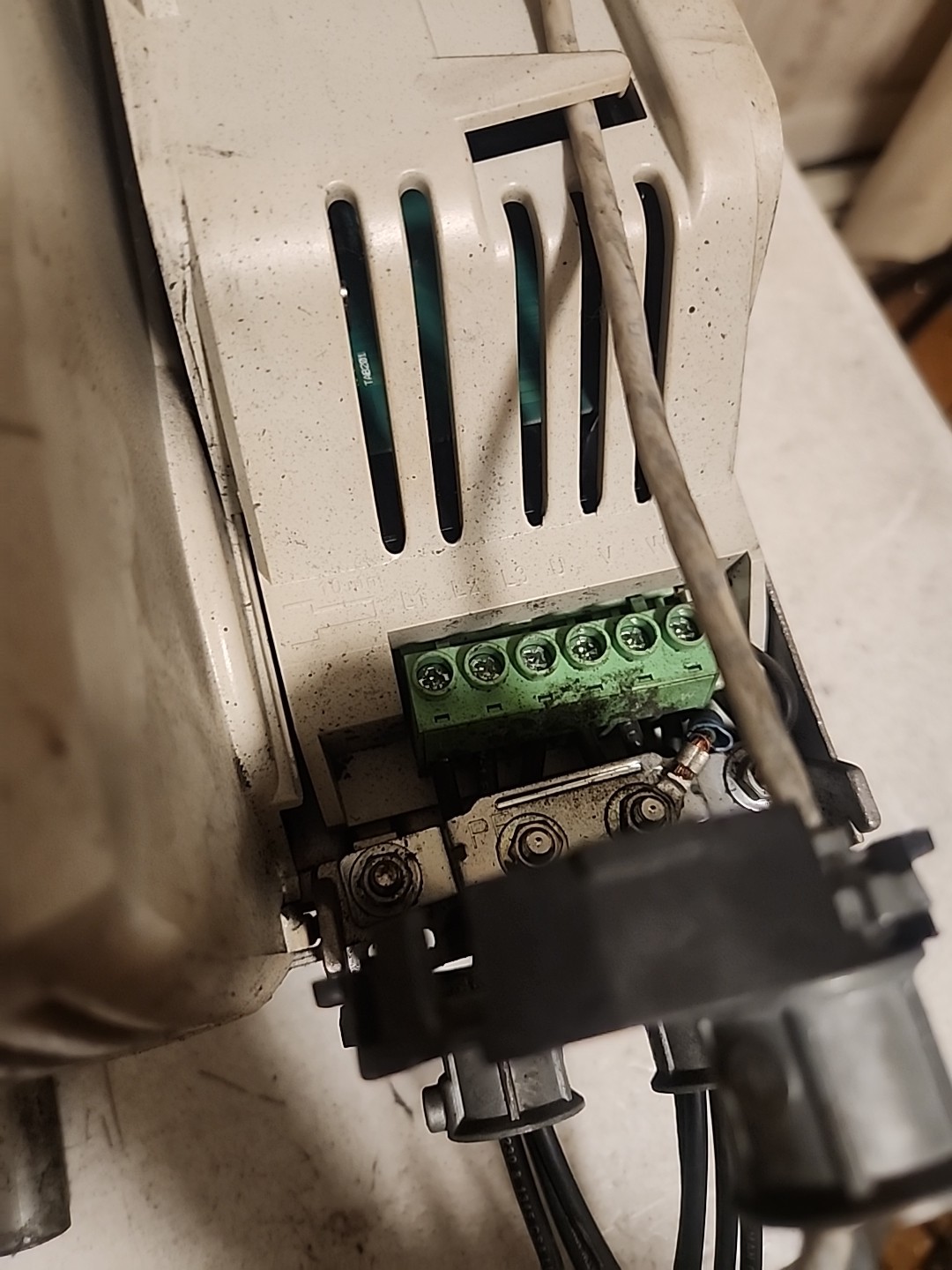 EMERSON CONTROL TECHNIQUES SK2403 / 11.0/15.0KW COMMANDER SK