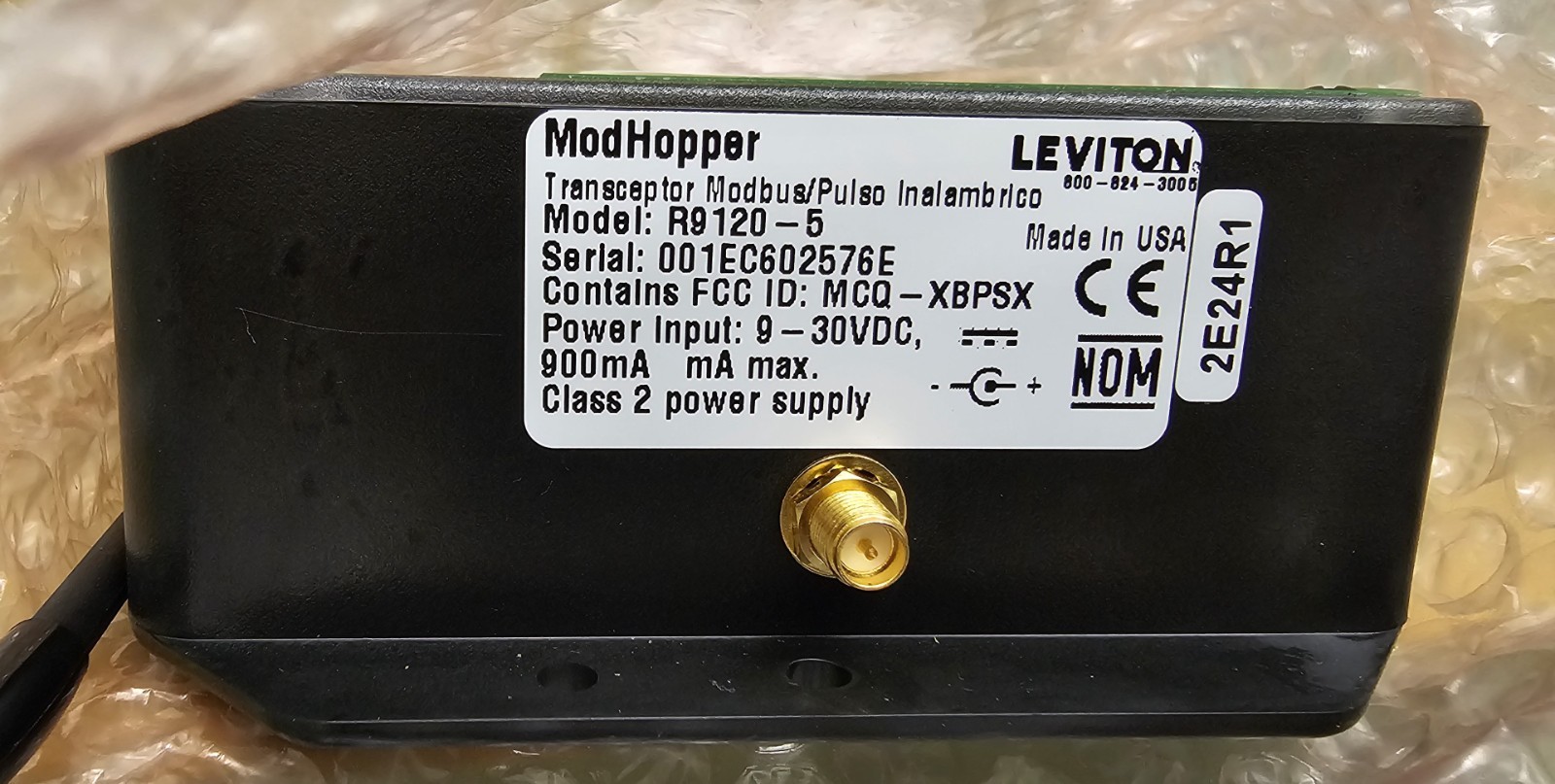 Leviton 015-R9120-500 ModHopper Extended Range Wireless Transceiver
