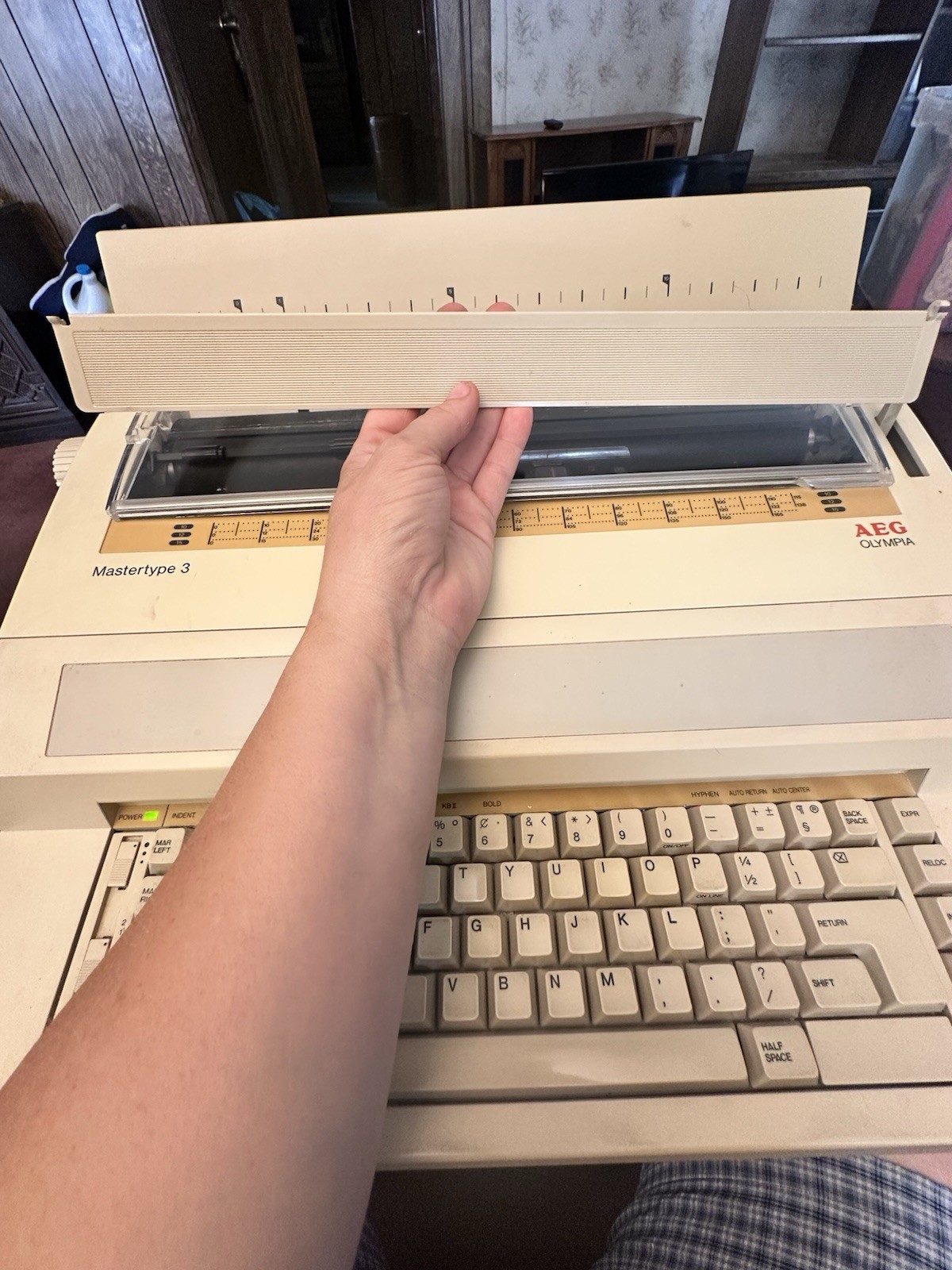Olympia Mastertype 3 EW-1000 Electronic Typewriter Correction – Clean / Tested!