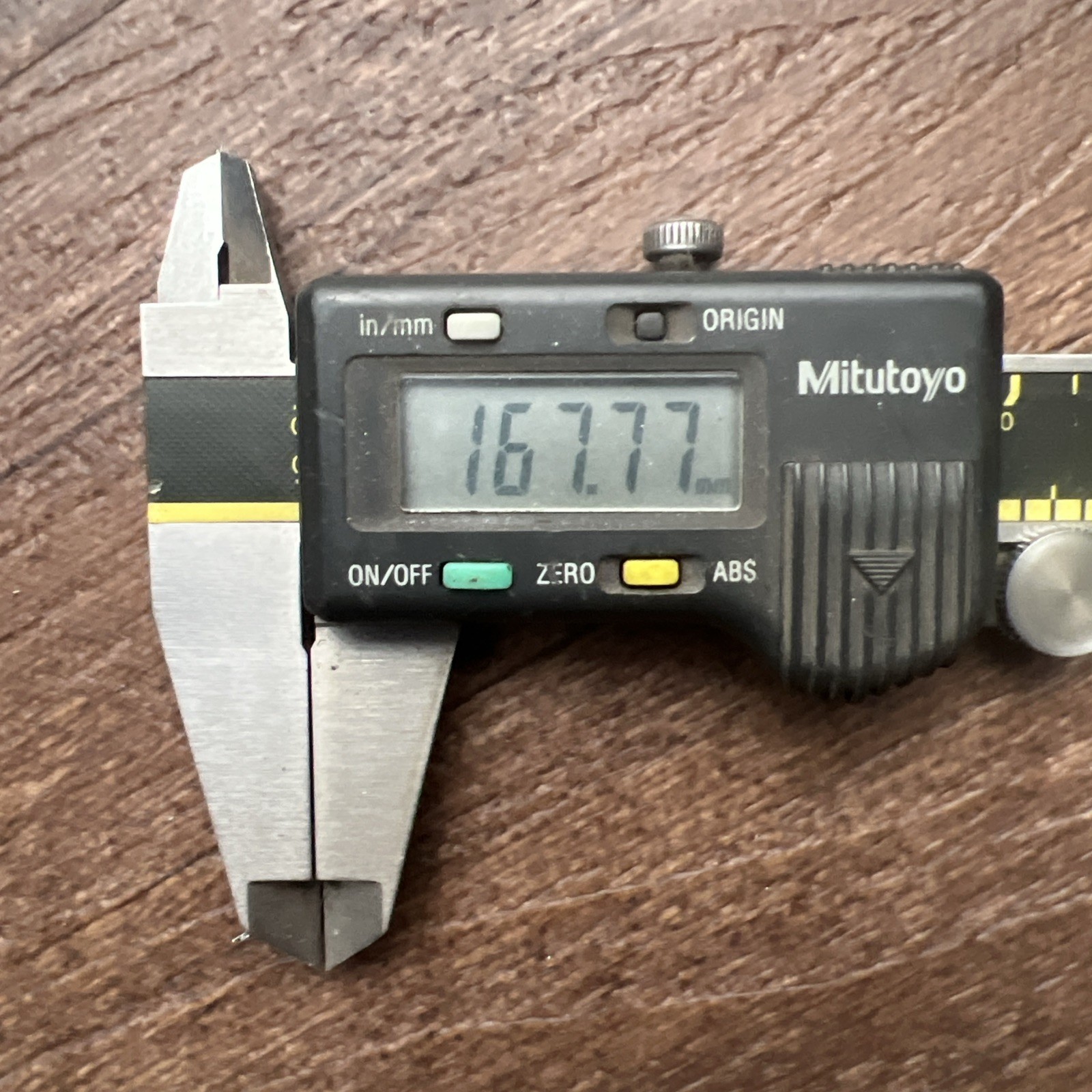 Mitutoyo Absolute Digital Digimatic 0-6 inch Digital Vernier Caliper 500-196-30
