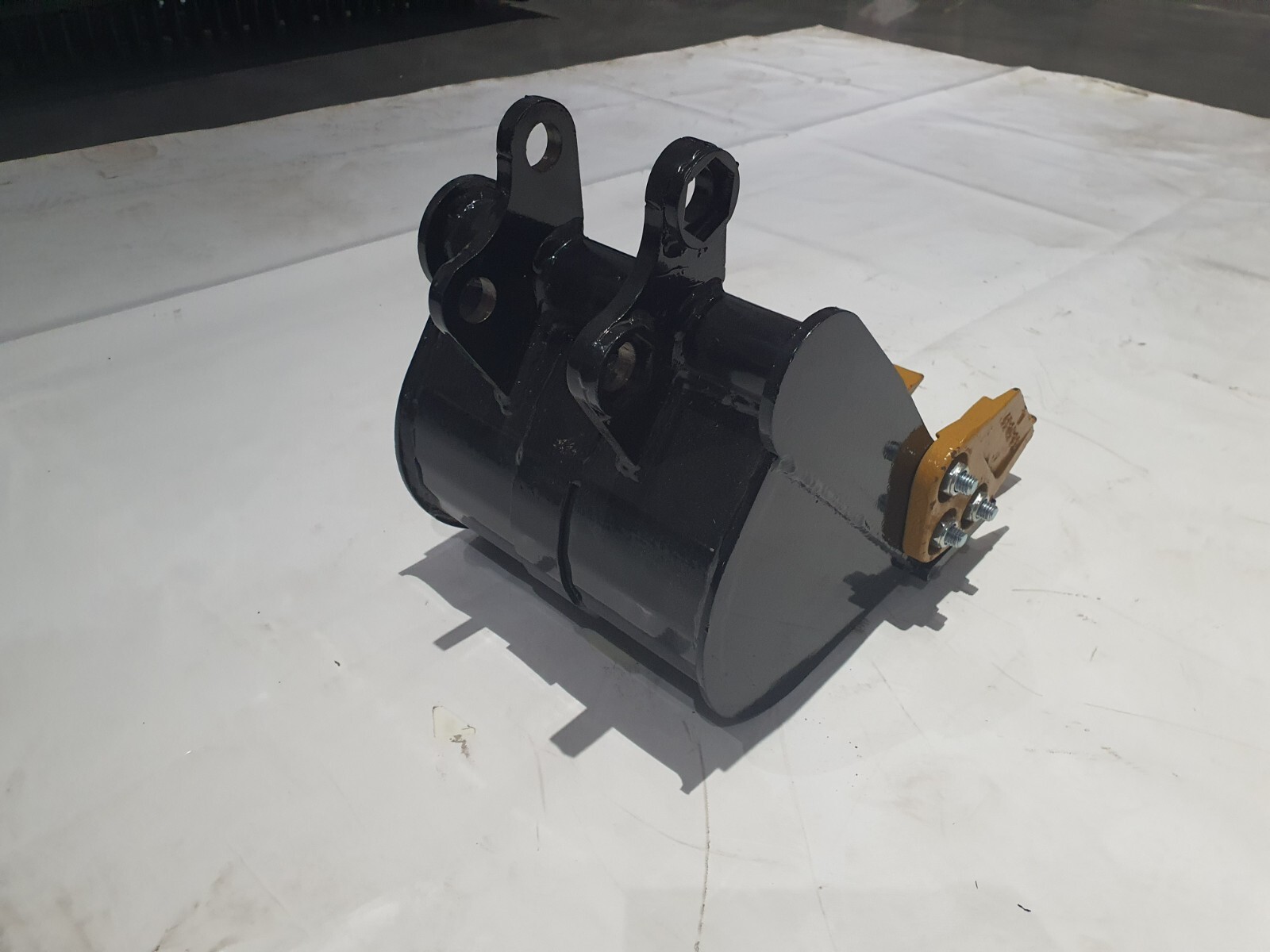 Agrotk 300MM Tooth Bucket Attachment for Mini Excavator Digger 2-Teeth Buckets