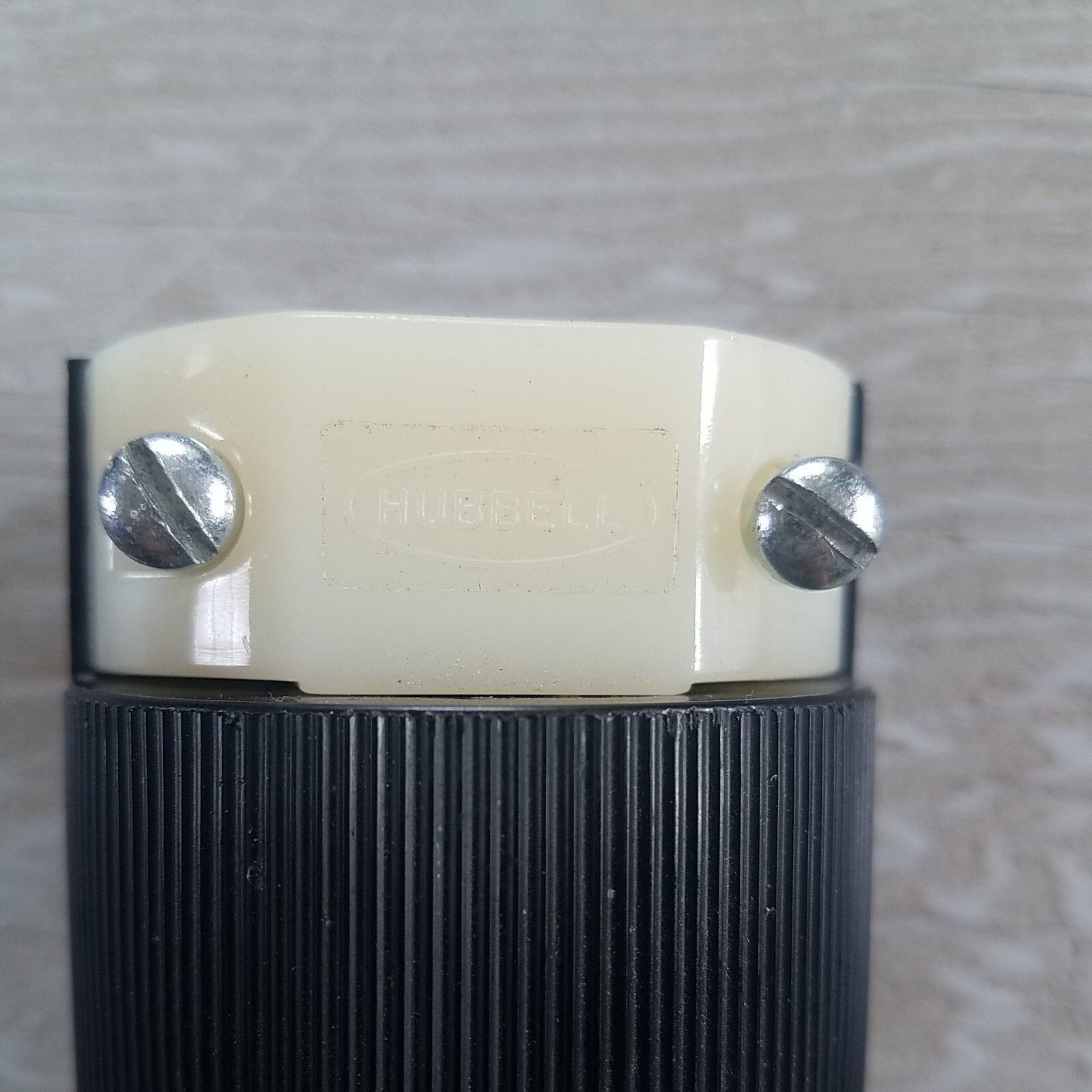 HUBBELL 231A Twist-Lock 30A 120/208V 30Y Switch