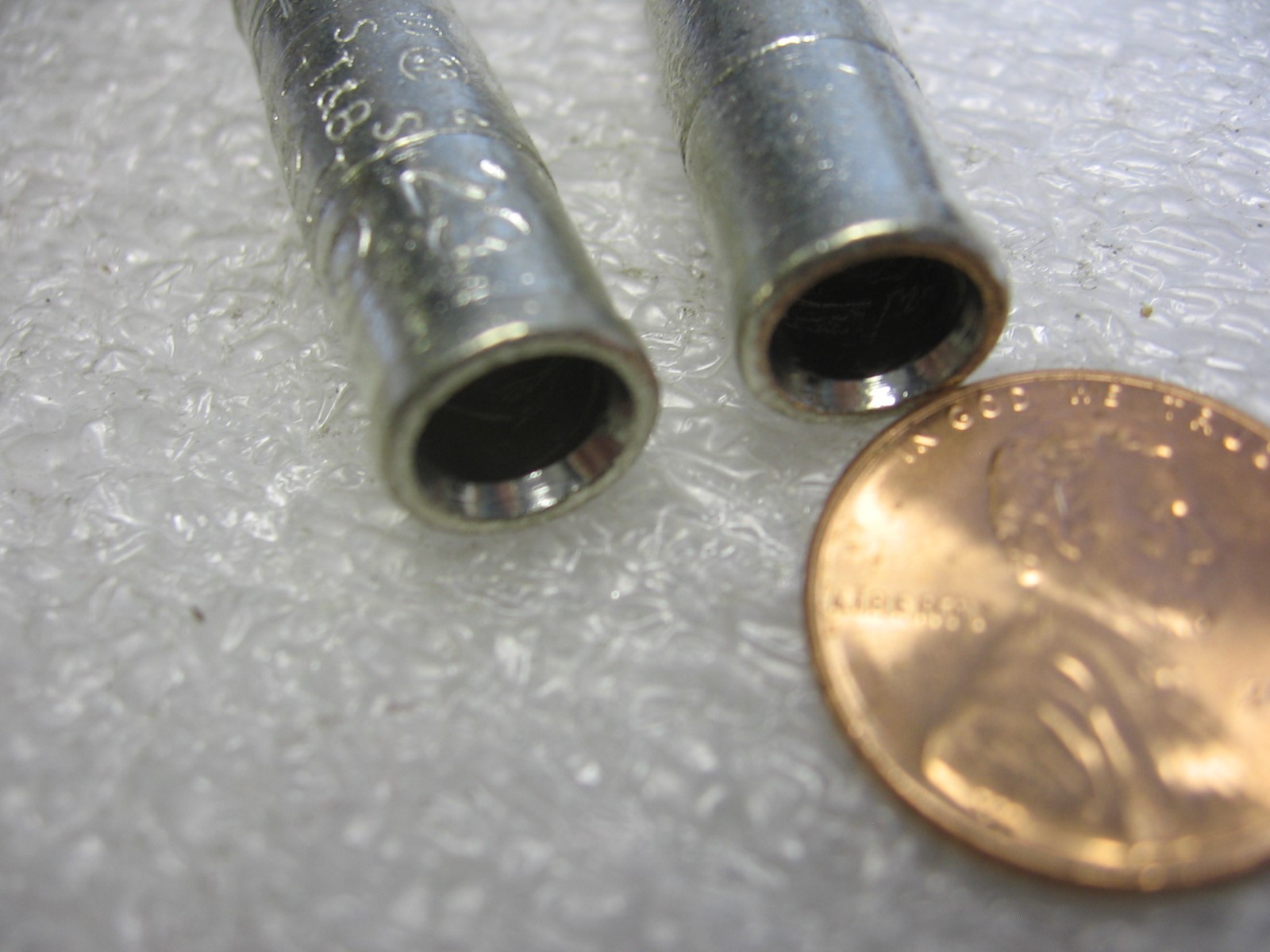 2) Thomas & Betts 251-30485-1030 Cast Copper Reducing Splice #4 AWG – #10 AWG