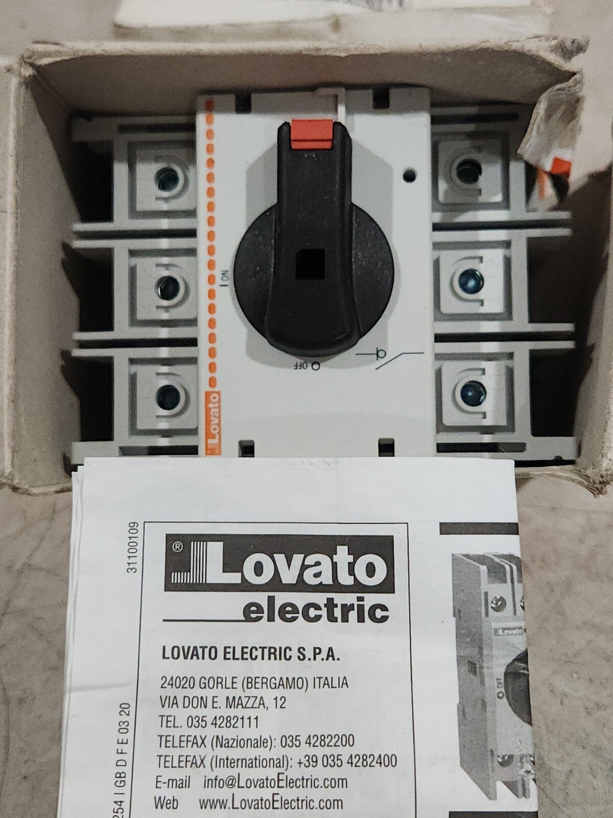 GA063A, Lovato, Three-Pole Switch Disconnector, Direct Operating Version, 63A