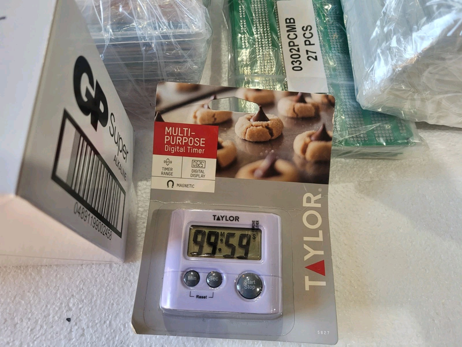 Electronix Express Studint Kit Wire Breadboard Batteries LED Timer Terminal Bloc