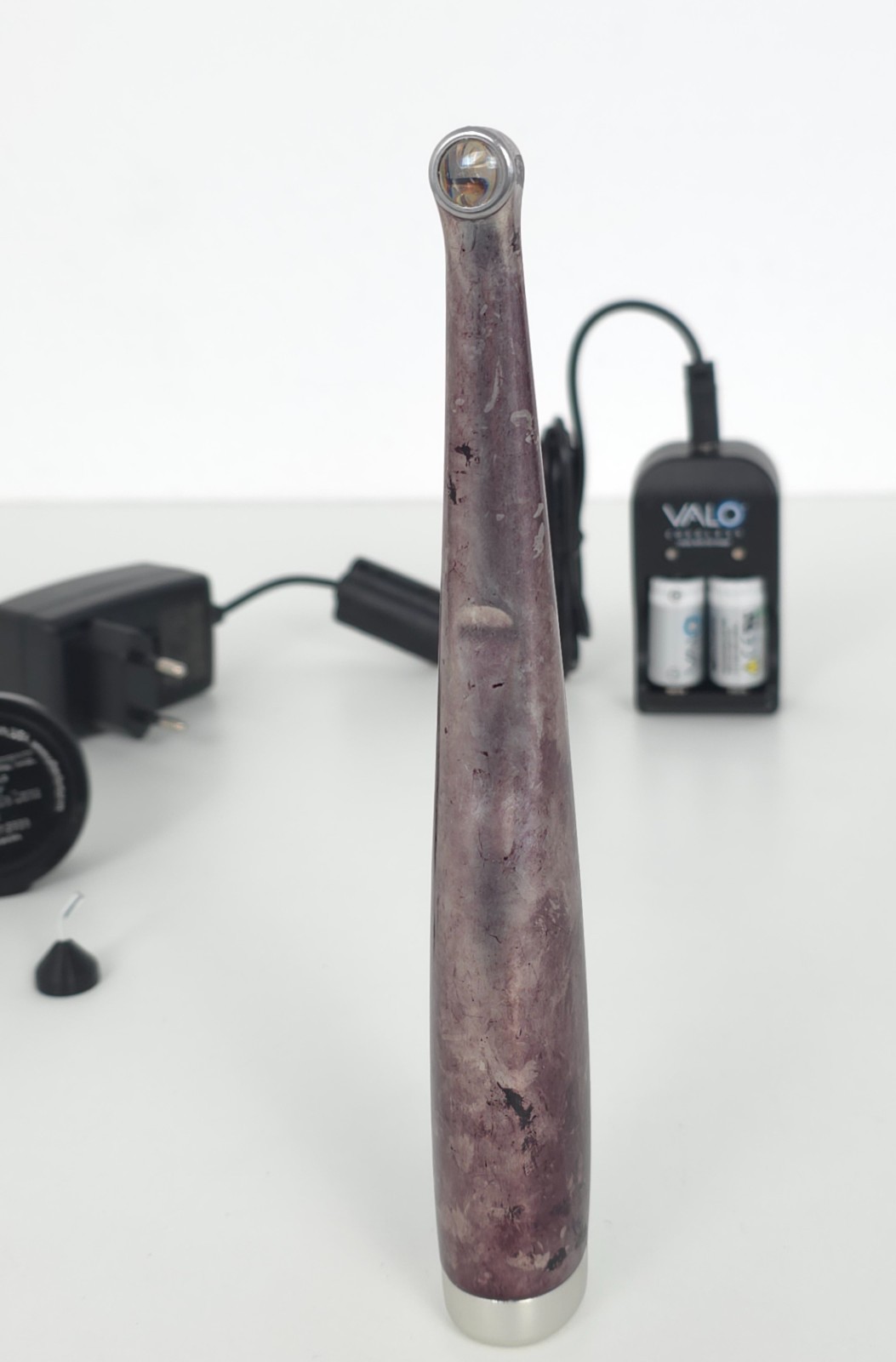 Ultradent Valo cordless LED light curing device polymerization lamp dental curing