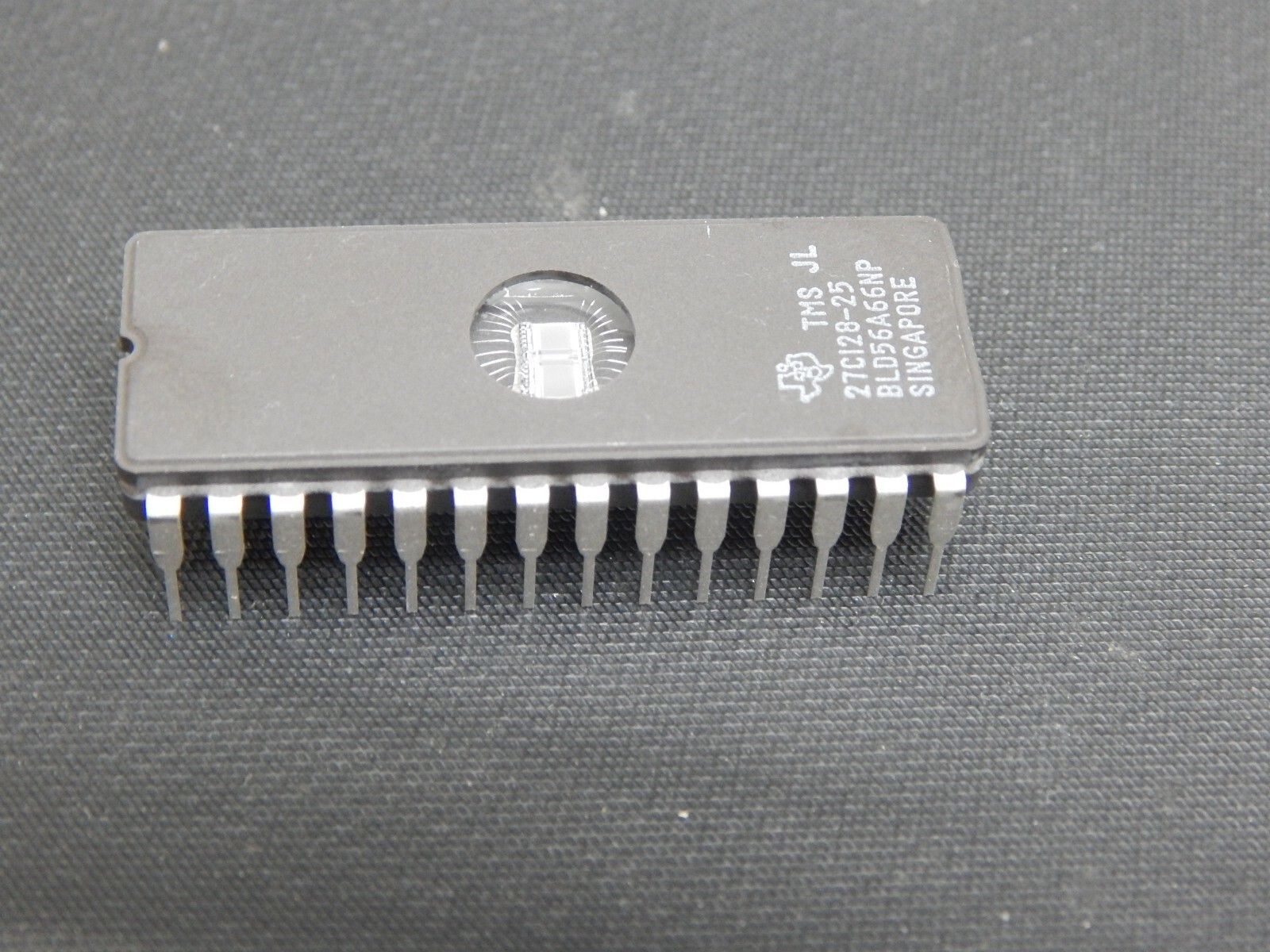 TEXAS INSTRUMENTS TI TMS27C128-25JL EPROM, 16K x 8, 28 Pin CDIP – FAST SHIPPING