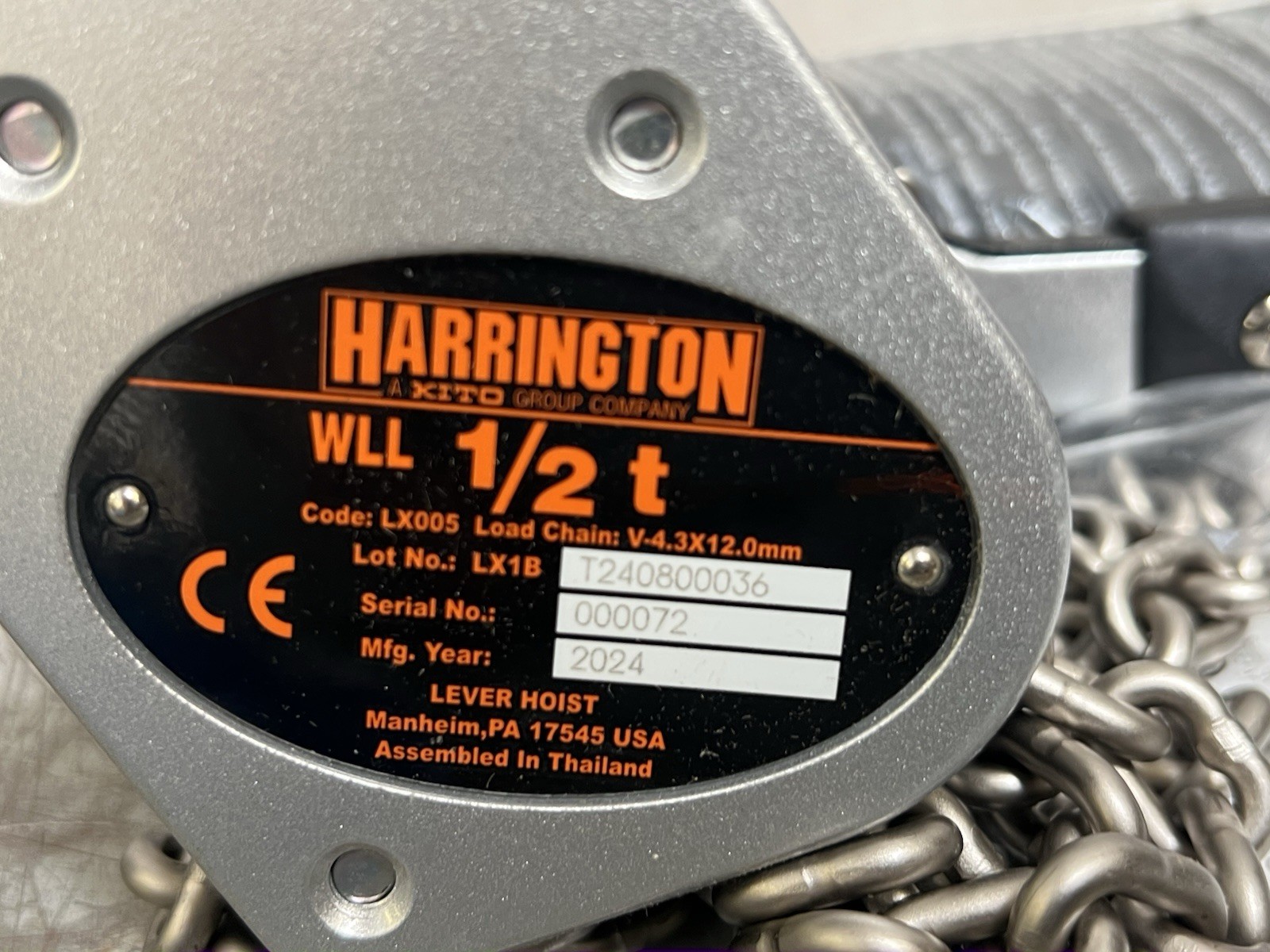 HARRINGTON LX005-5 Lever Chain Hoist Hook Mounted 1,000 lb Lifting Cap 5 ft Lift